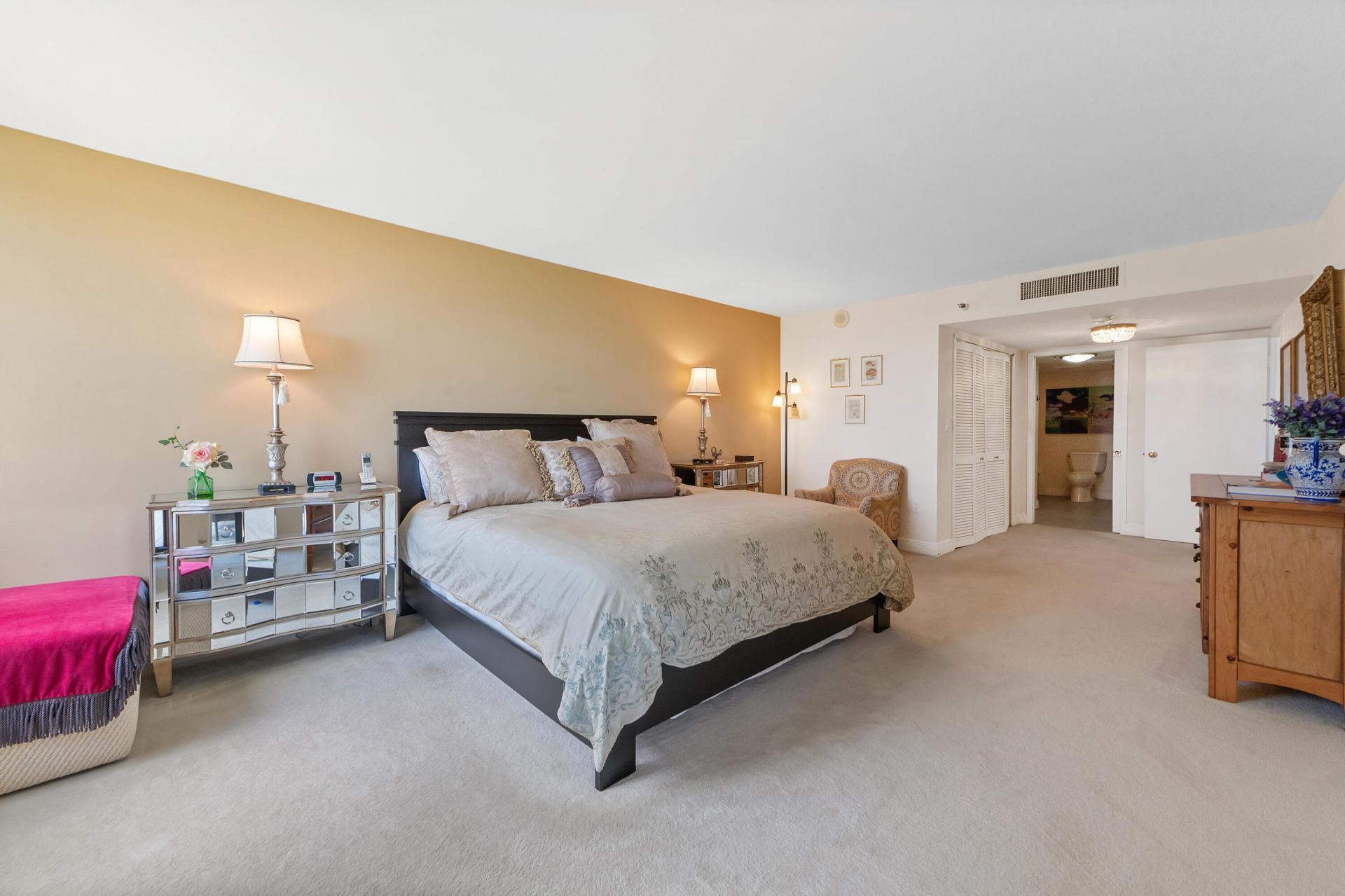 2480 Presidential Way, Unit 1603, West Palm Beach, FL 33401 Photo