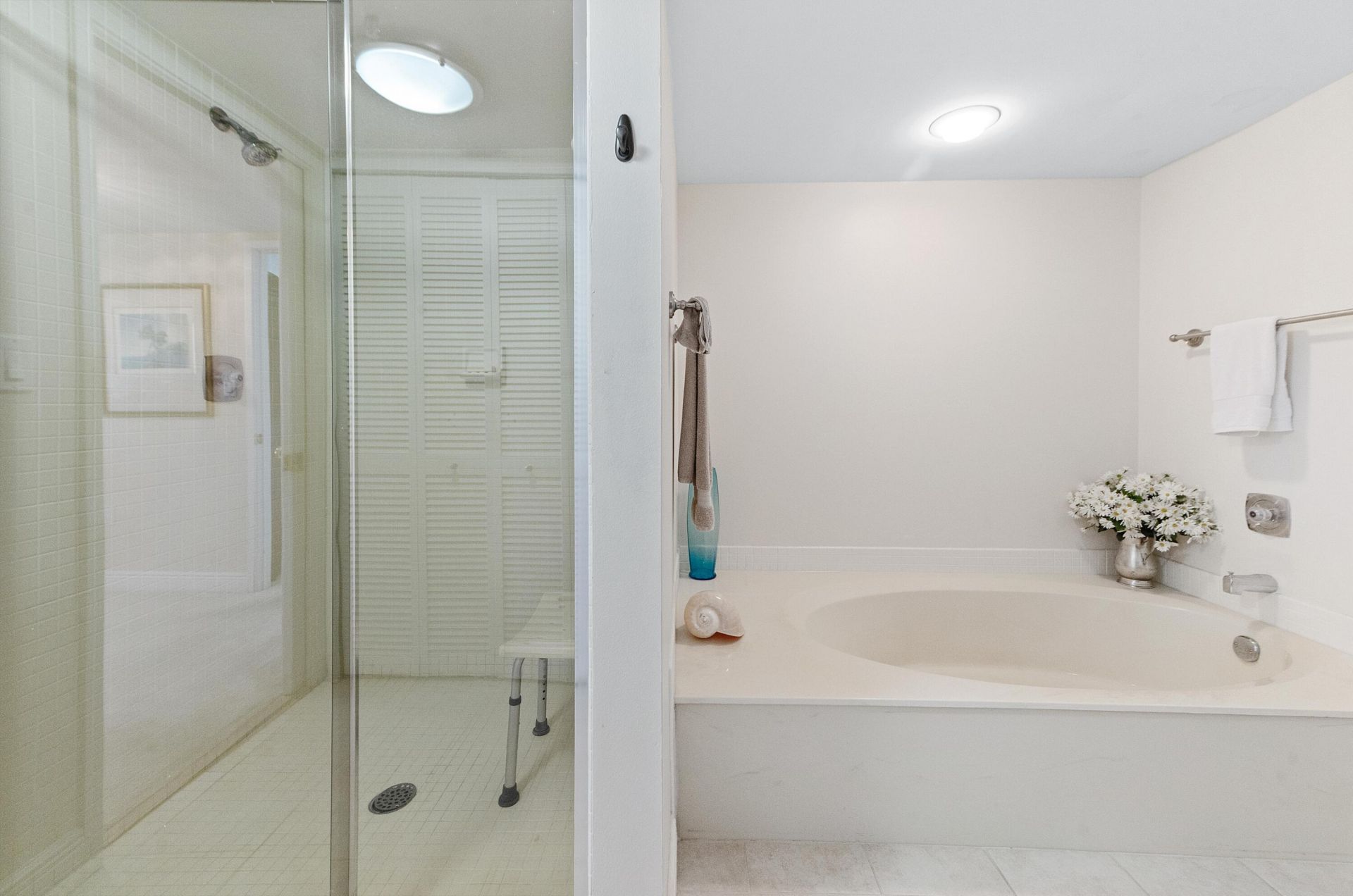 2480 Presidential Way, Unit 1603, West Palm Beach, FL 33401 Photo