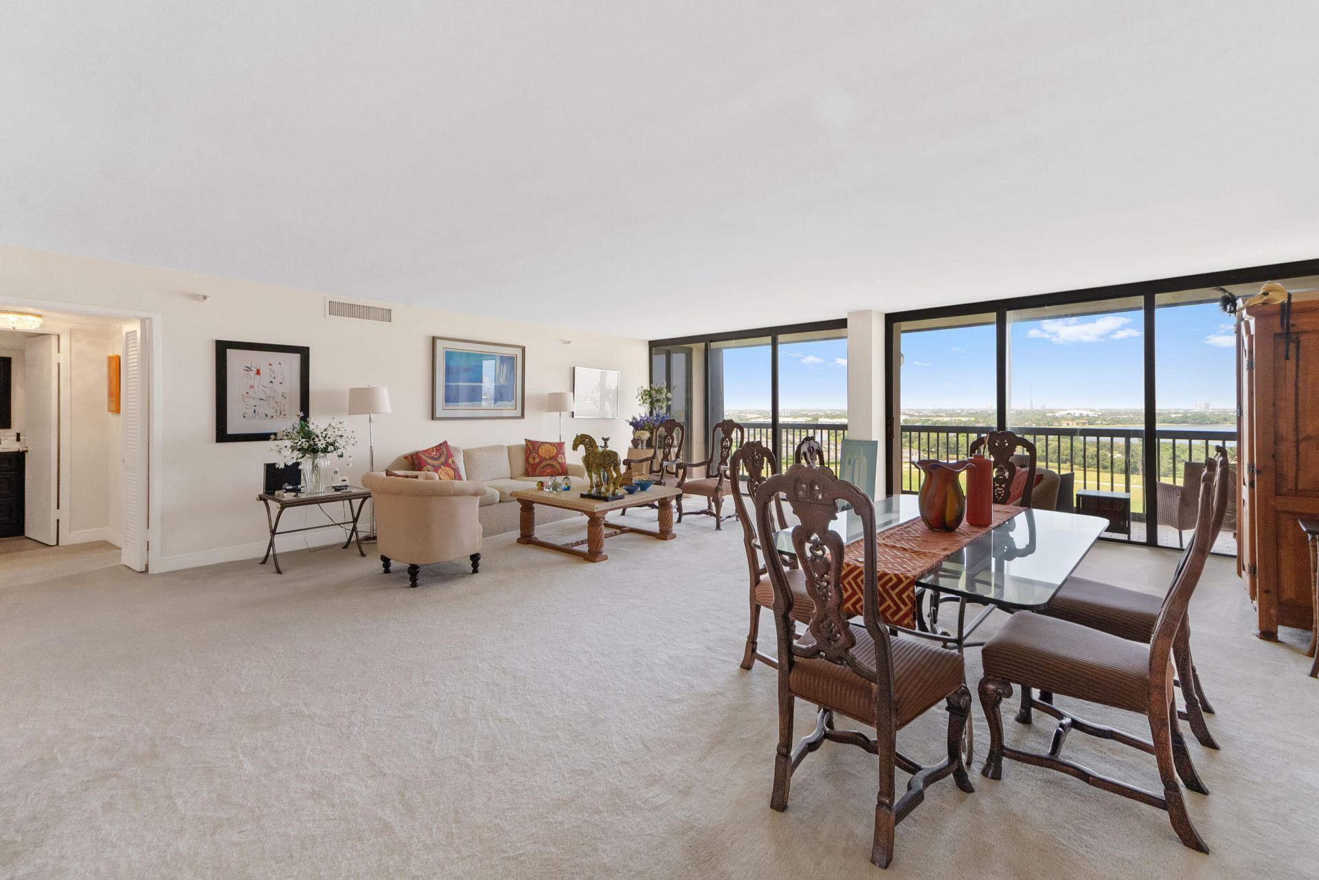 2480 Presidential Way, Unit 1603, West Palm Beach, FL 33401 Photo