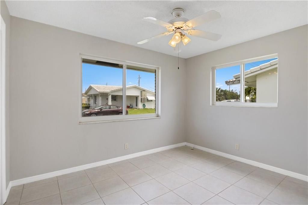 5207 NW 28th Avenue, Tamarac, FL 33309 Photo