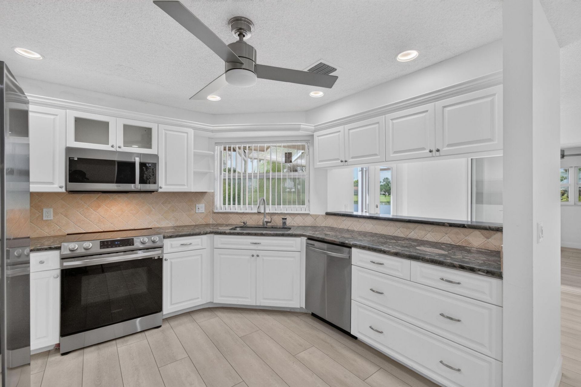 5642 Forest Oaks Terrace, Delray Beach, FL 33484 Photo
