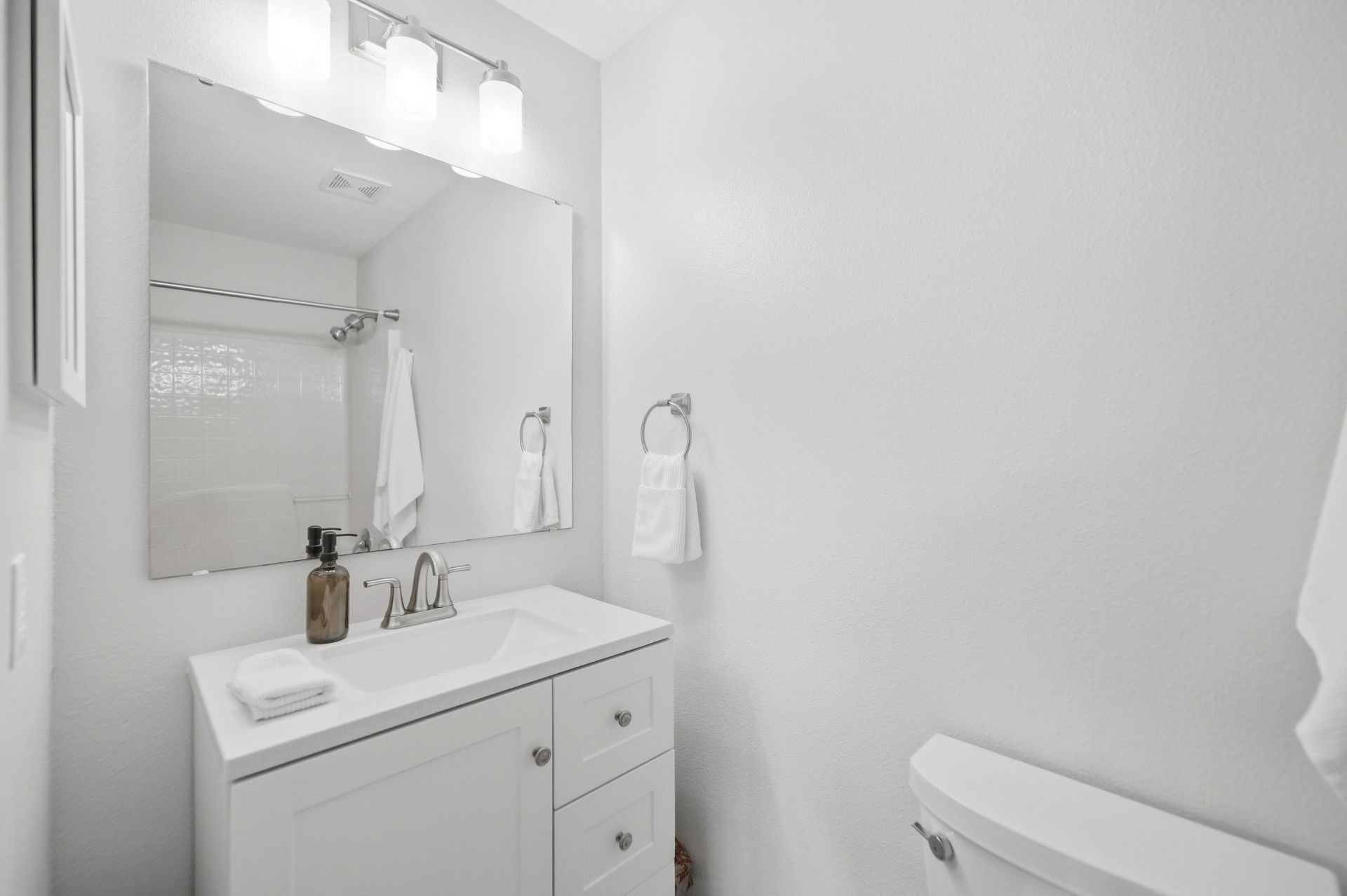 502 SW Croton Avenue, Sebastian, FL 32958 Photo