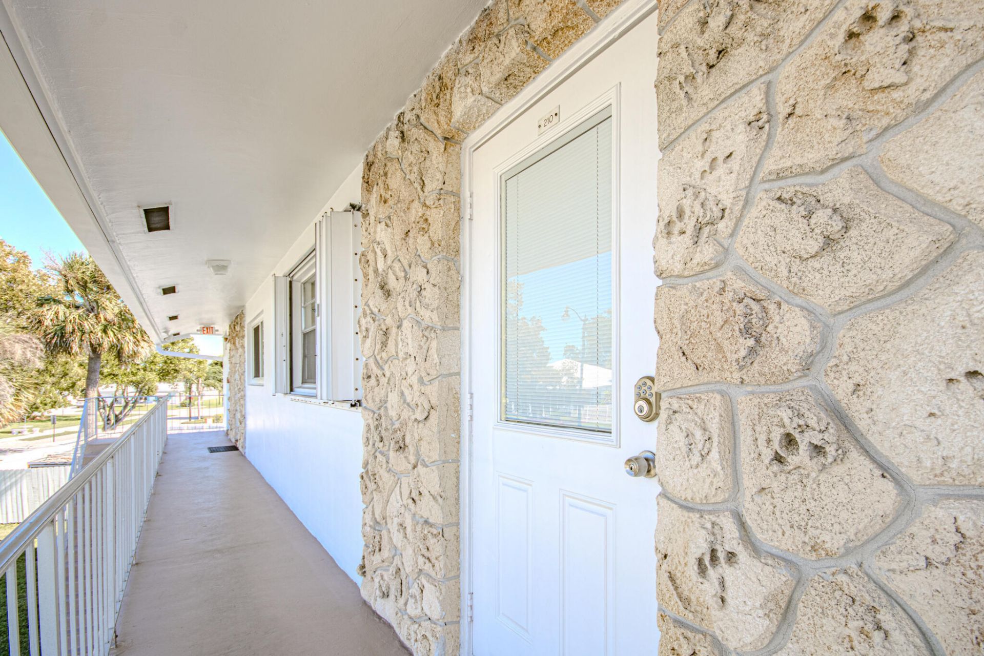 2850 W Golf Boulevard, Unit 210, Pompano Beach, FL 33064 Photo