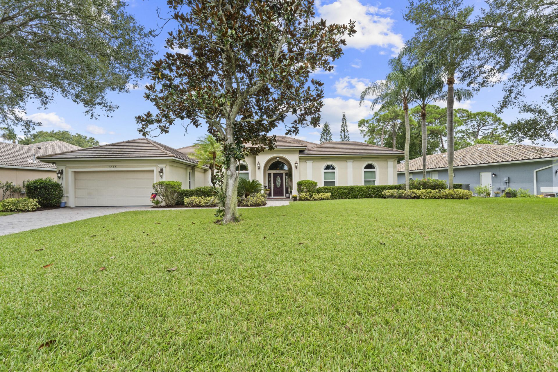 1716 SW Mockingbird Drive, Port Saint Lucie, FL 34986 Photo
