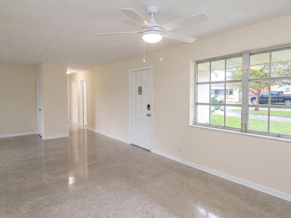 531 SW 11TH Avenue, Hallandale Beach, FL 33009