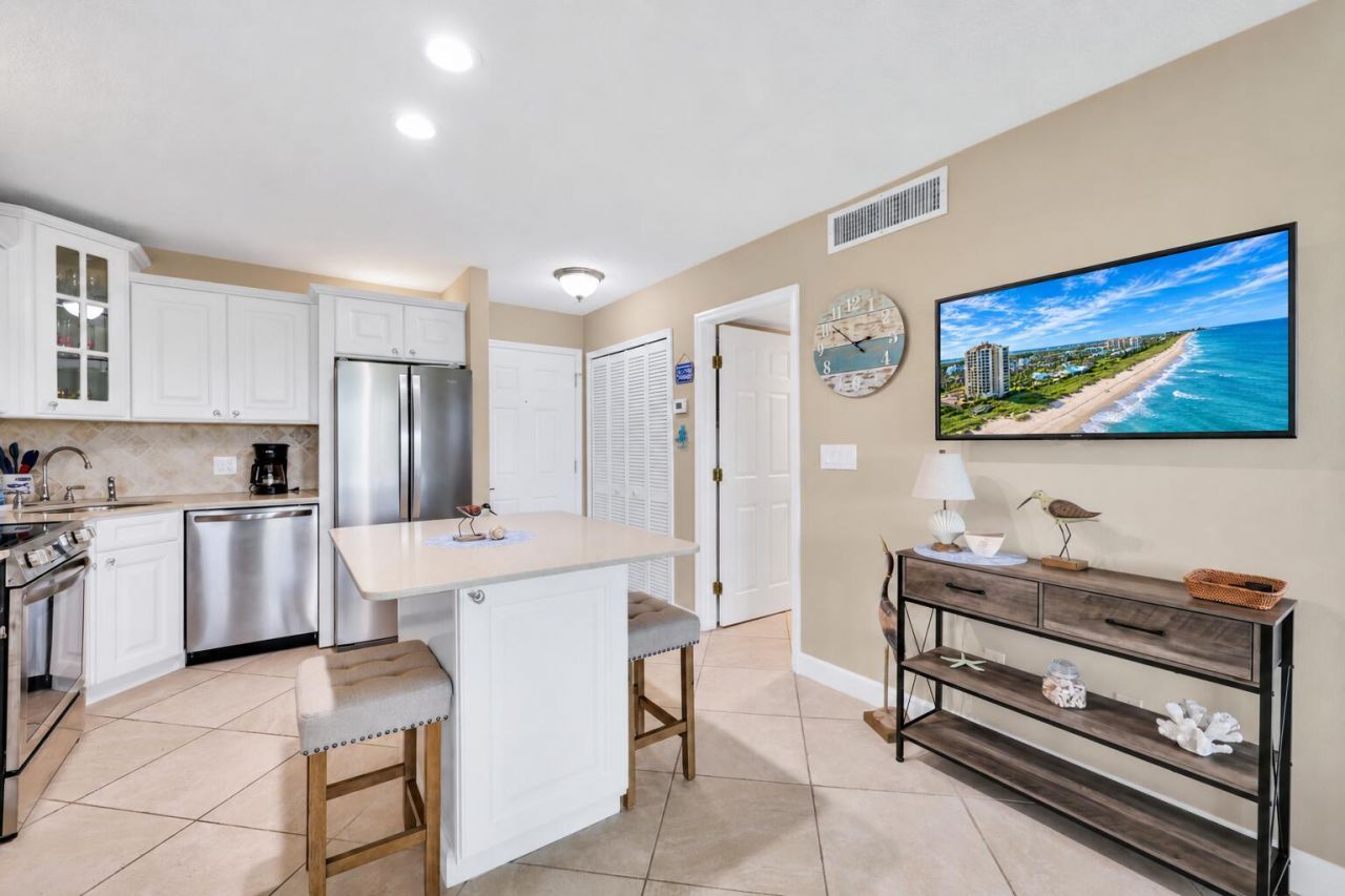 2400 S Ocean Drive, Unit V421, Fort Pierce, FL 34949 Photo