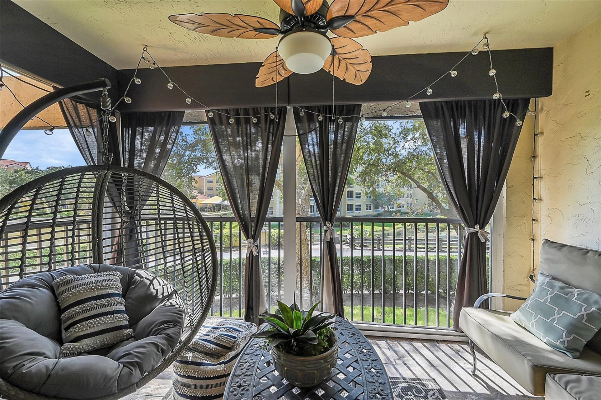 8592 W Sunrise Boulevard, Unit 206, Plantation, FL 33322 Photo