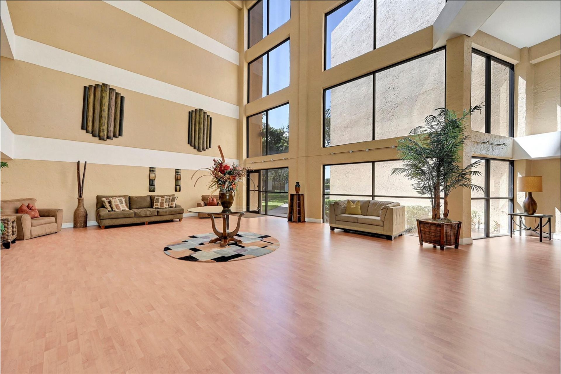 8592 W Sunrise Boulevard, Unit 206, Plantation, FL 33322 Photo