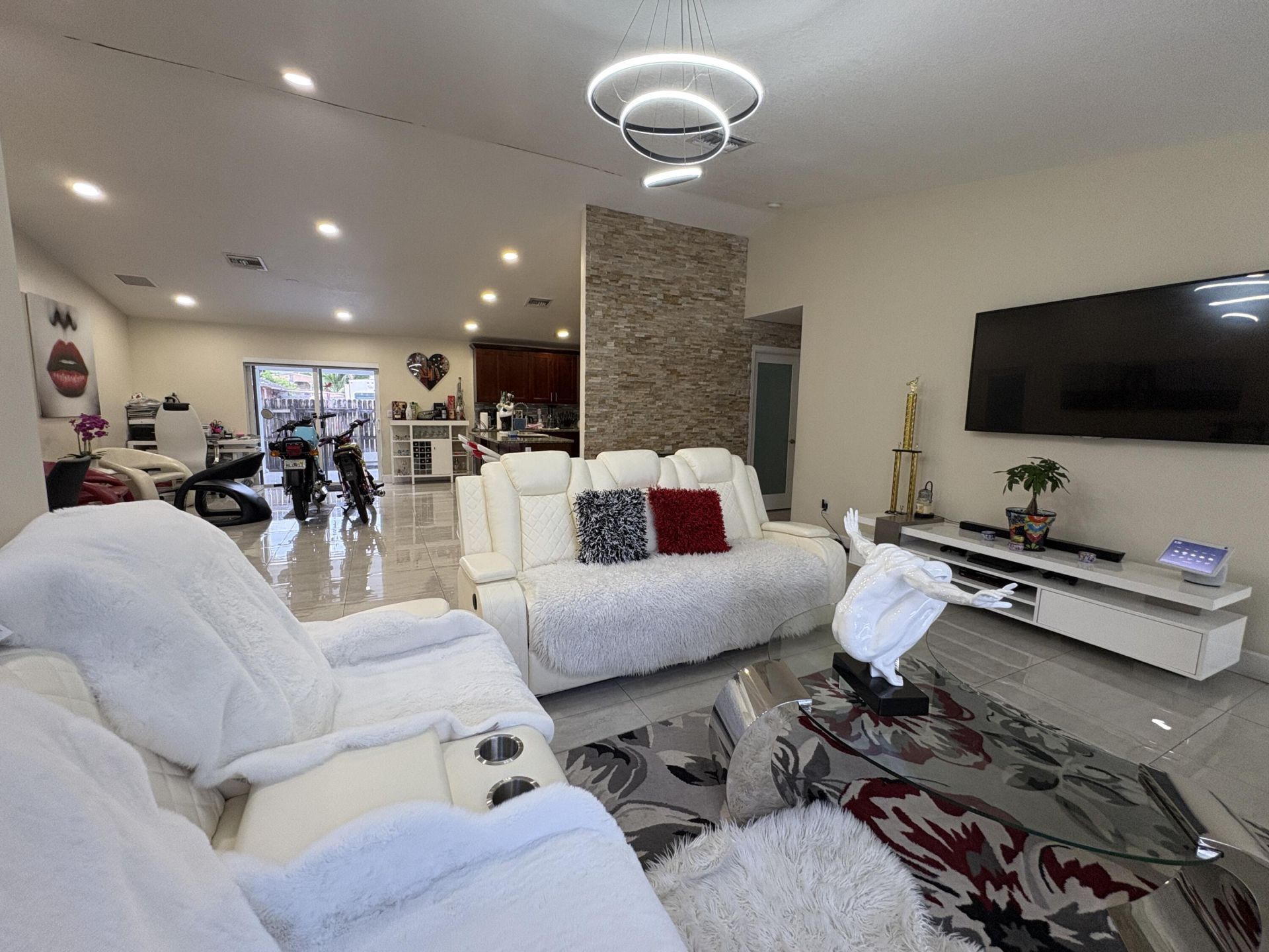 3941 Tropical Way, Palm Springs, FL 33461 Photo