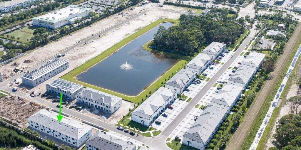 6740 Kavagi Drive, Unit Latitude 2, Lantana, FL 33462 Photo