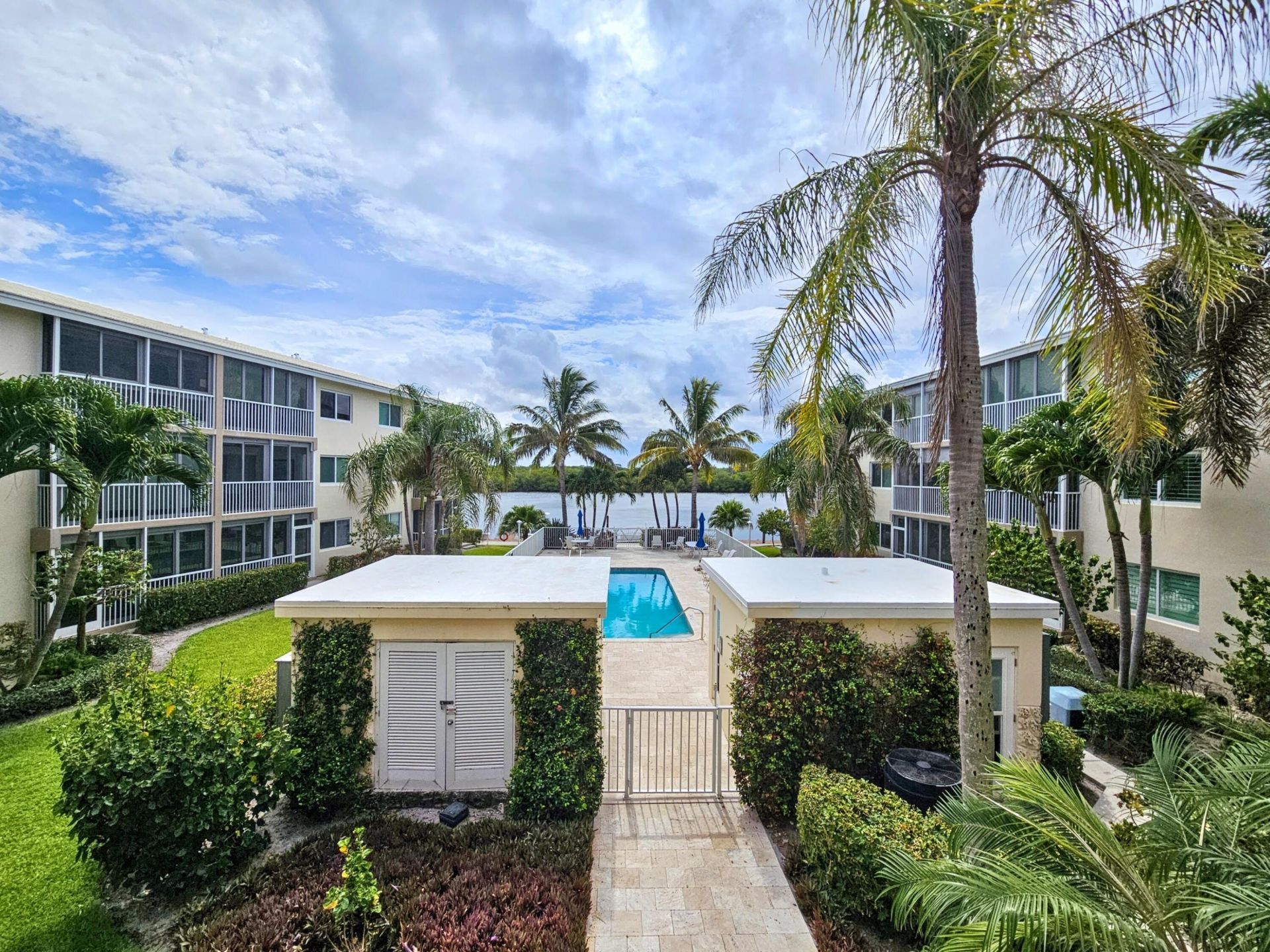 6530 N Ocean Boulevard, Unit 1080, Ocean Ridge, FL 33435 Photo