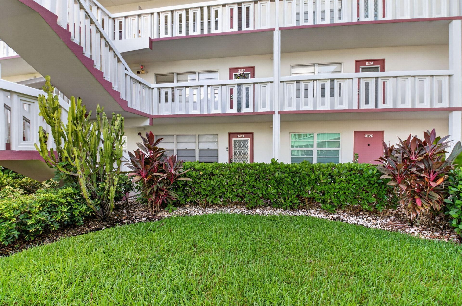 591 Fanshaw O, Boca Raton, FL 33434 Photo