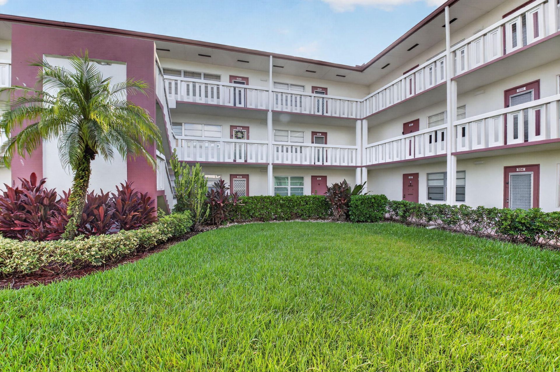 591 Fanshaw O, Boca Raton, FL 33434 Photo