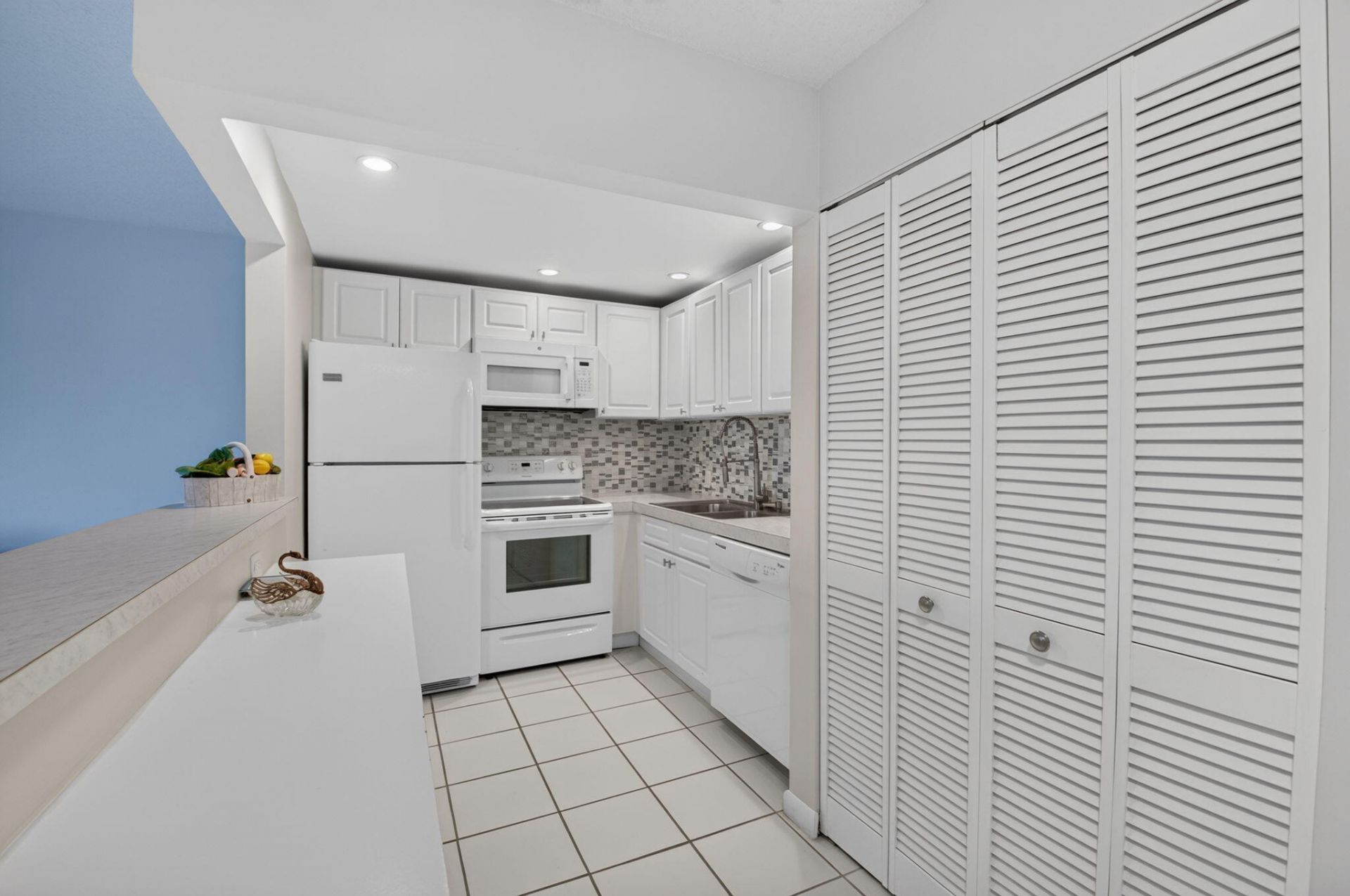 591 Fanshaw O, Boca Raton, FL 33434 Photo
