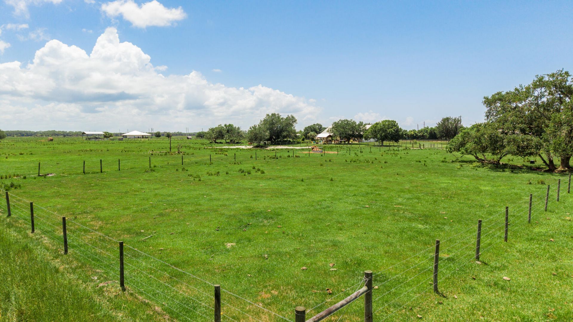 8661 E Center Street, Okeechobee, FL 34974 Photo