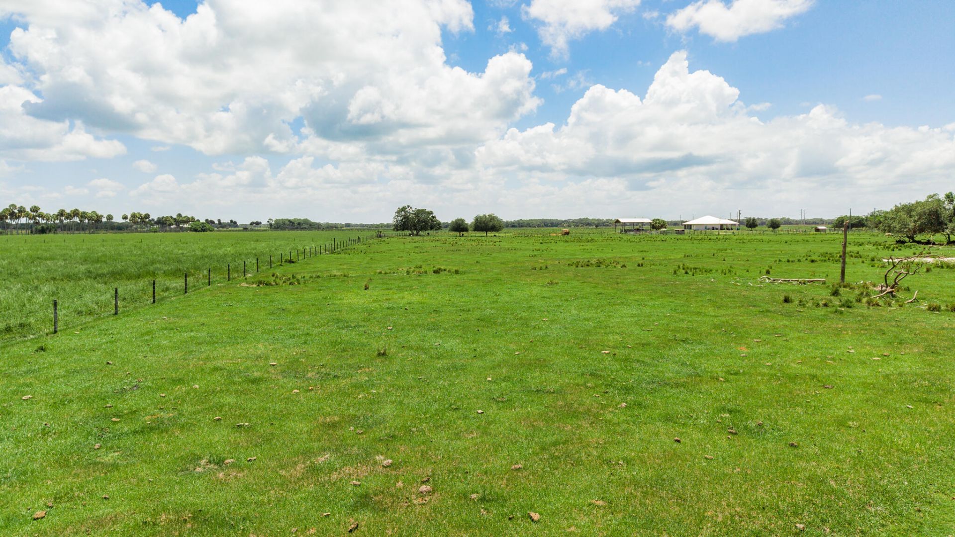 8661 E Center Street, Okeechobee, FL 34974 Photo