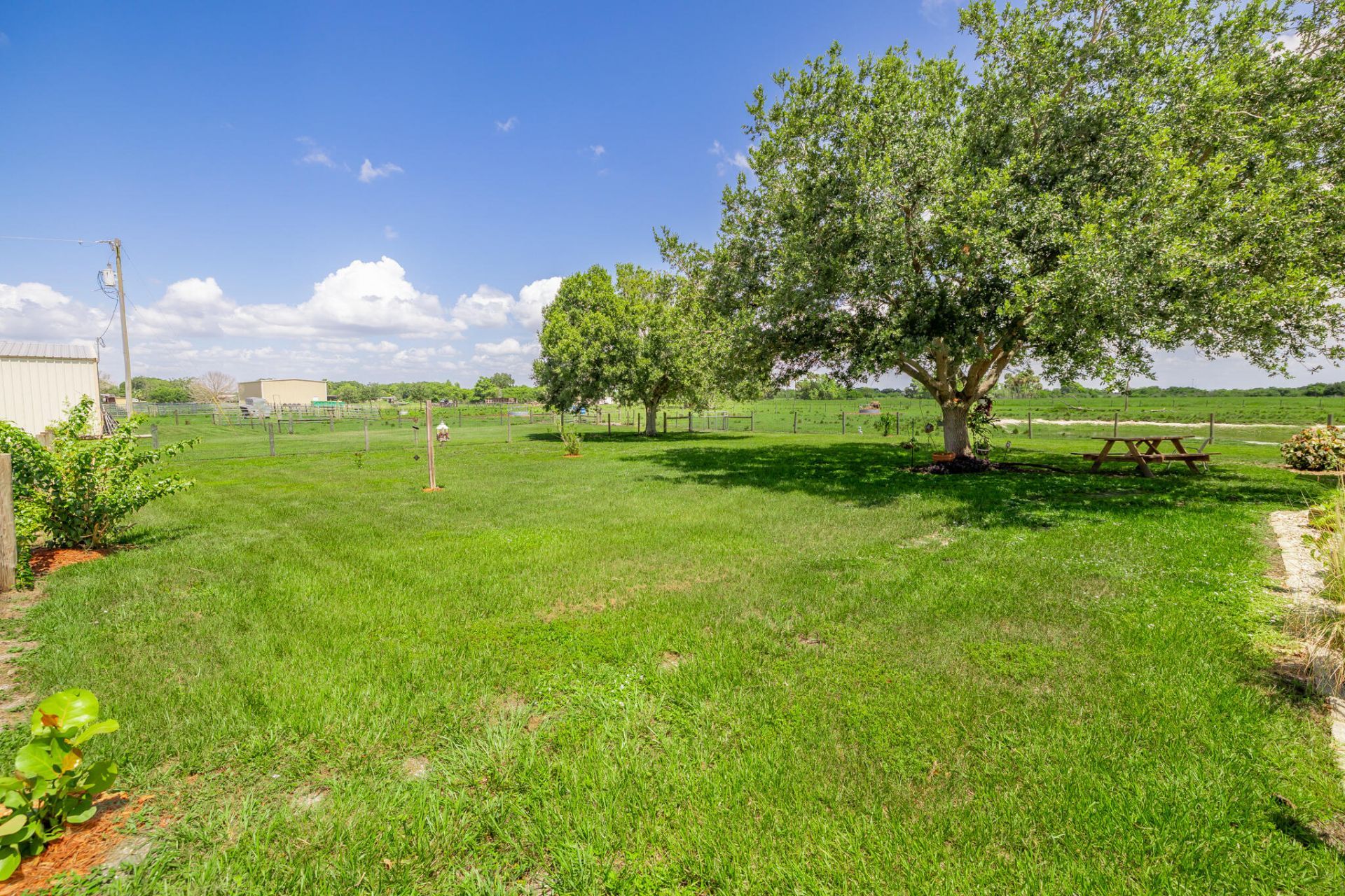 8661 E Center Street, Okeechobee, FL 34974 Photo