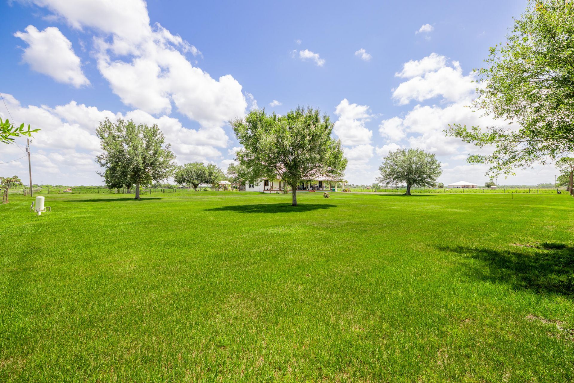 8661 E Center Street, Okeechobee, FL 34974 Photo