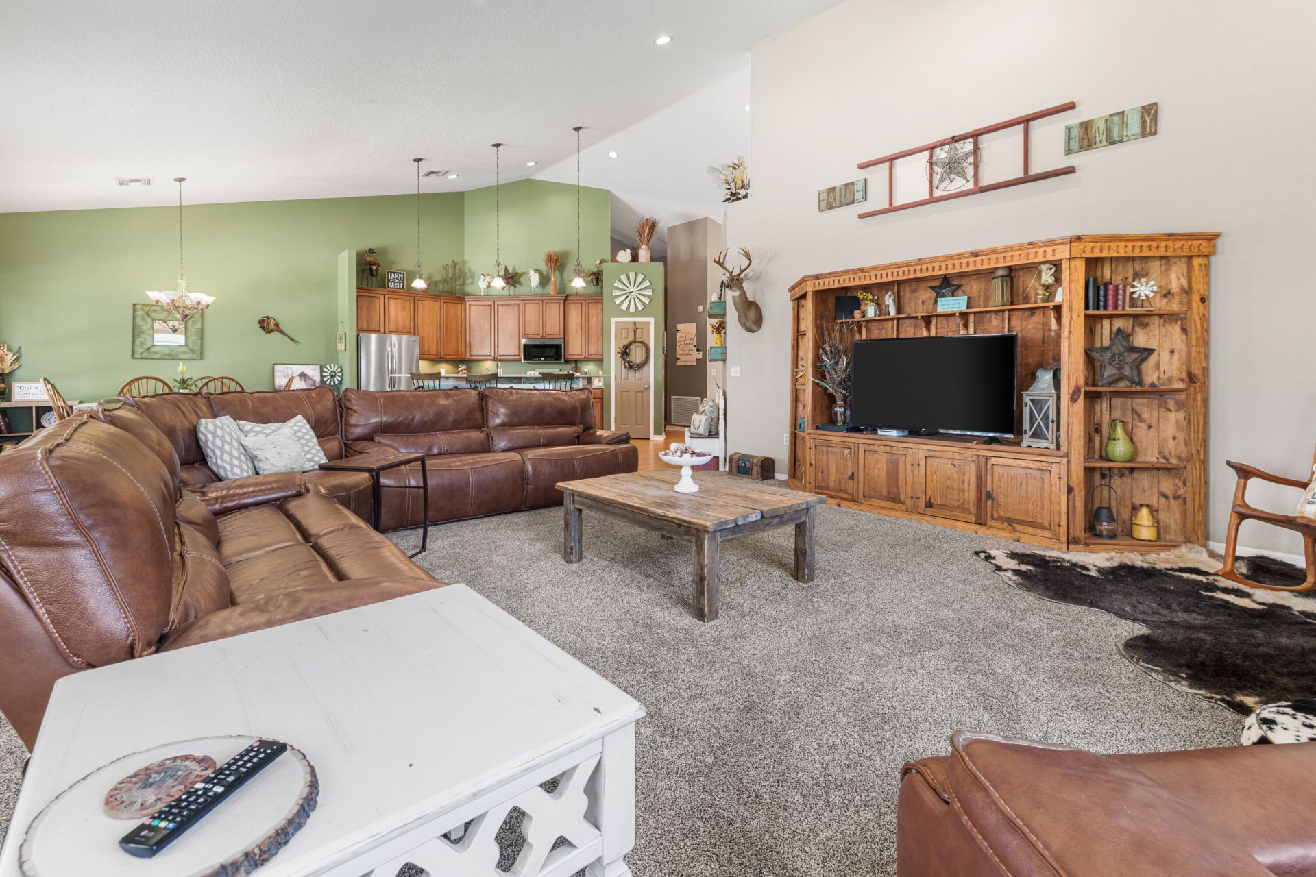 8661 E Center Street, Okeechobee, FL 34974 Photo