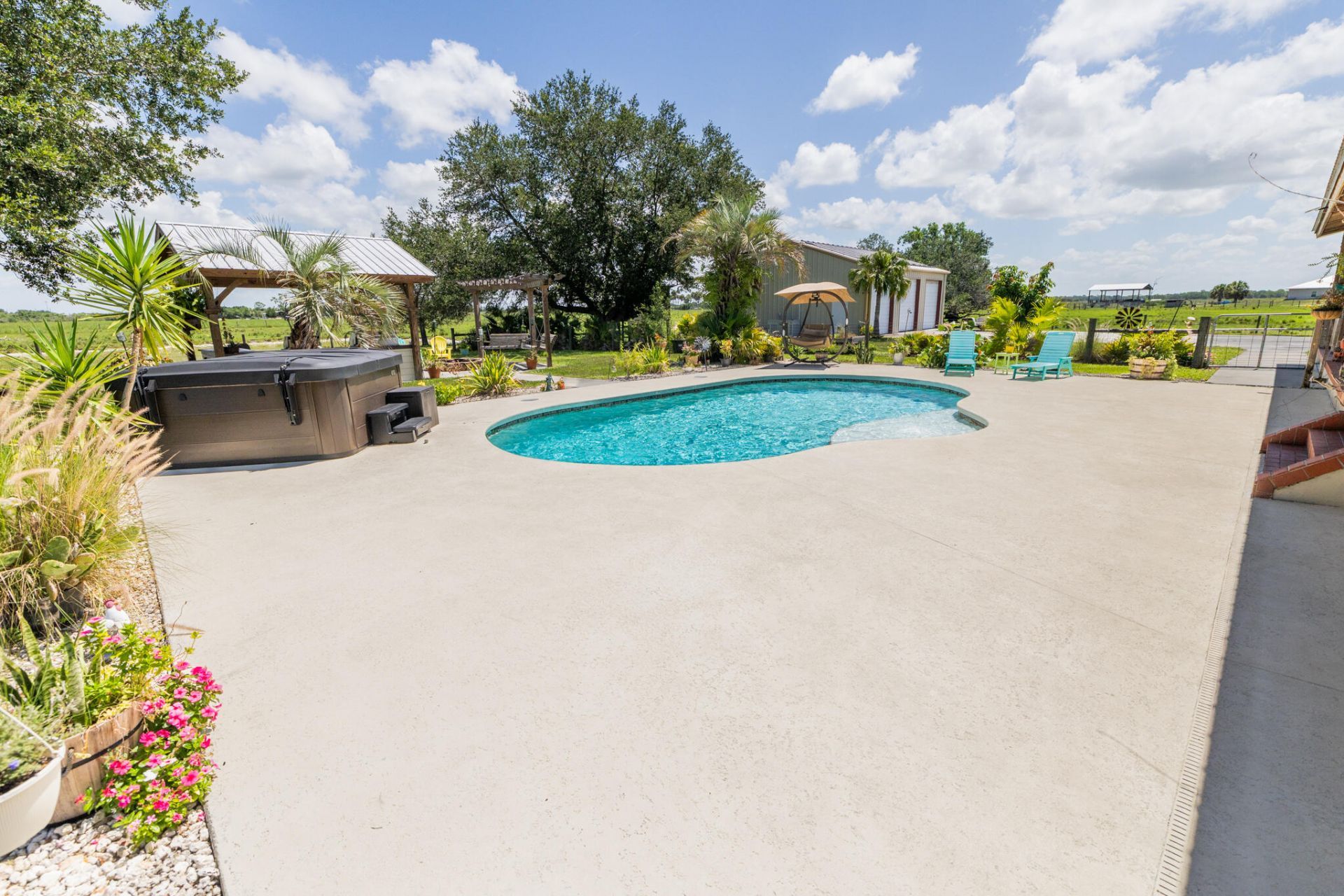 8661 E Center Street, Okeechobee, FL 34974 Photo