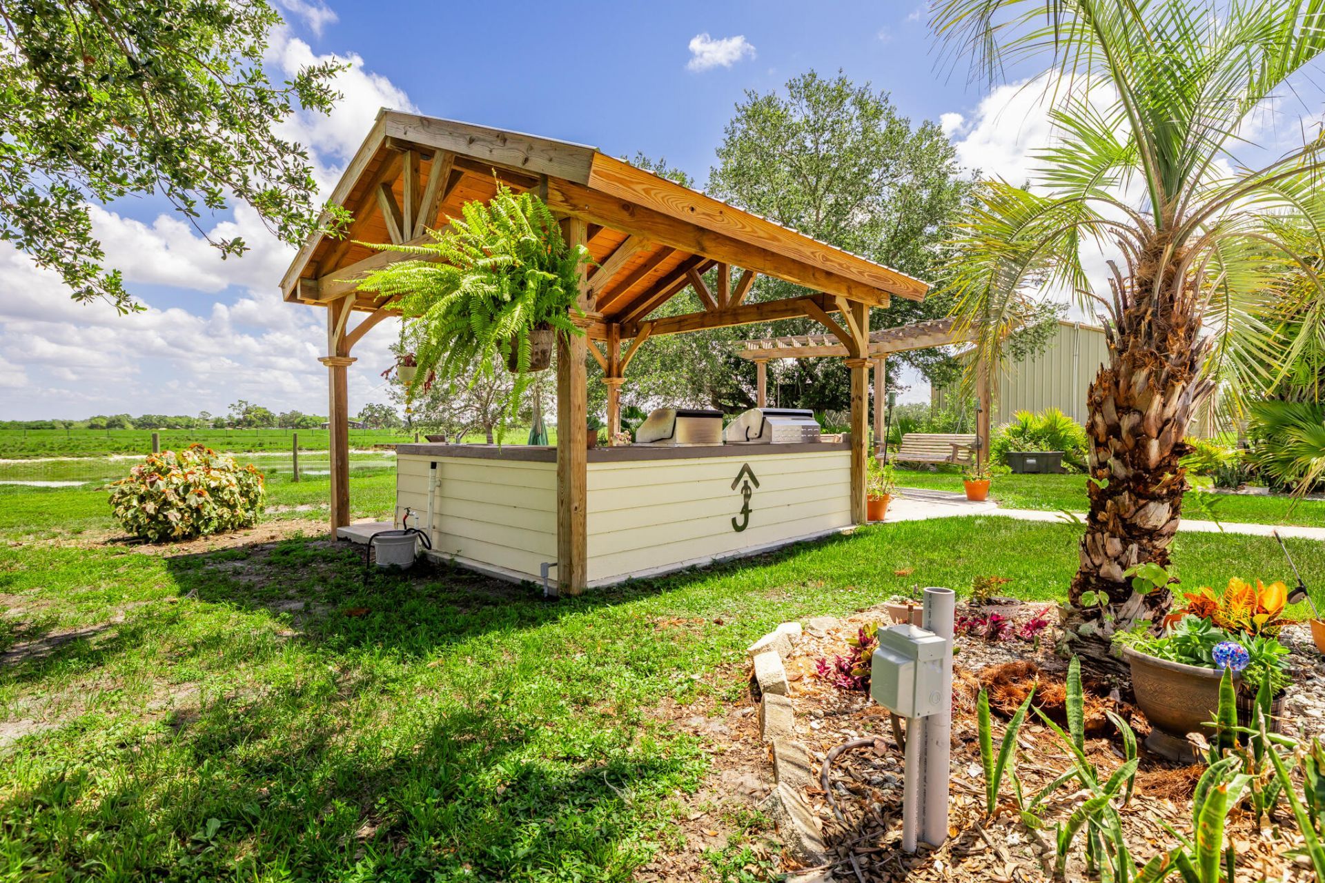 8661 E Center Street, Okeechobee, FL 34974 Photo