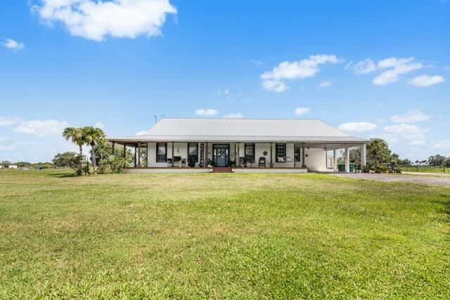 8661 E Center Street, Okeechobee, FL 34974 Photo