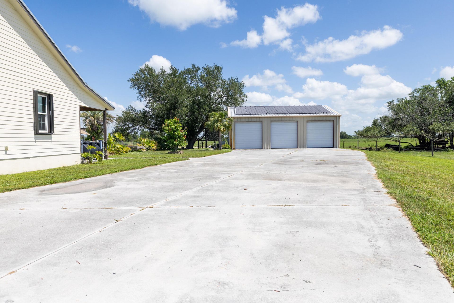 8661 E Center Street, Okeechobee, FL 34974 Photo