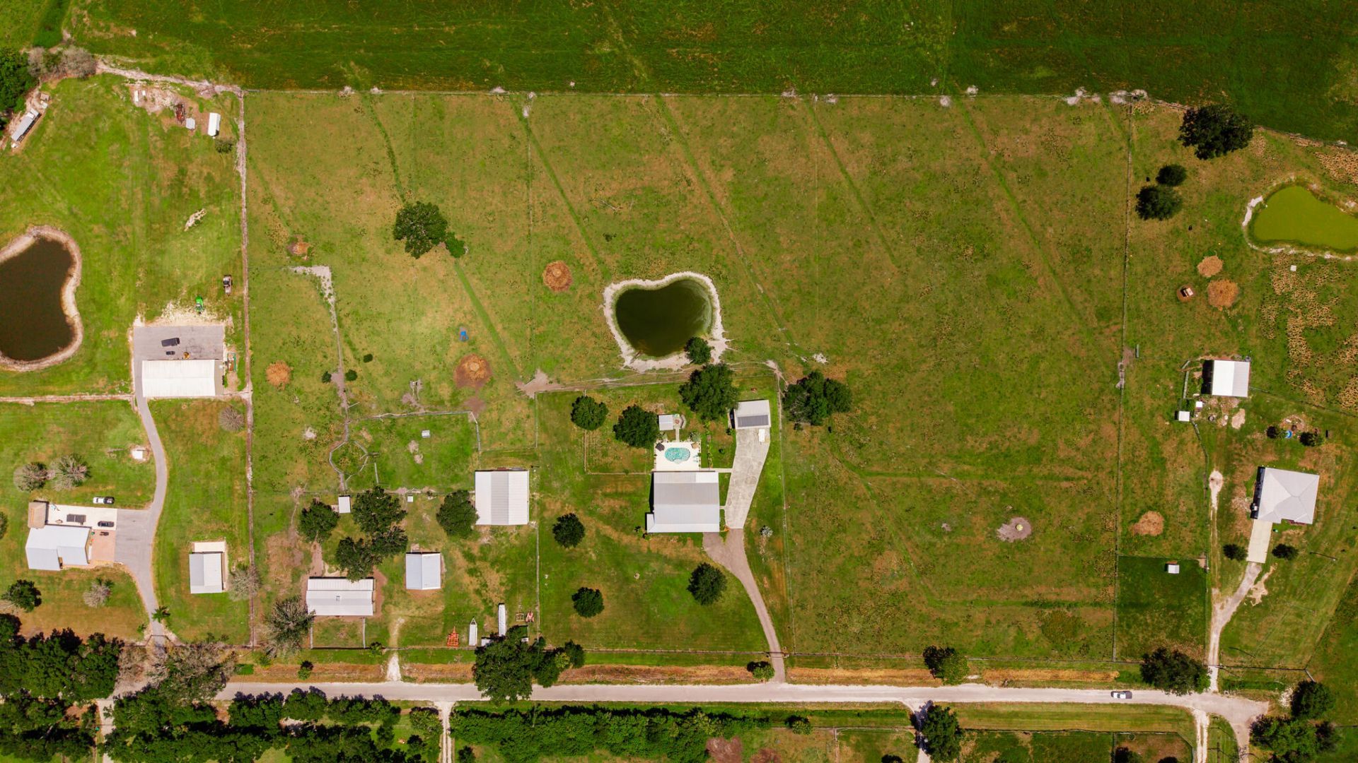 8661 E Center Street, Okeechobee, FL 34974 Photo