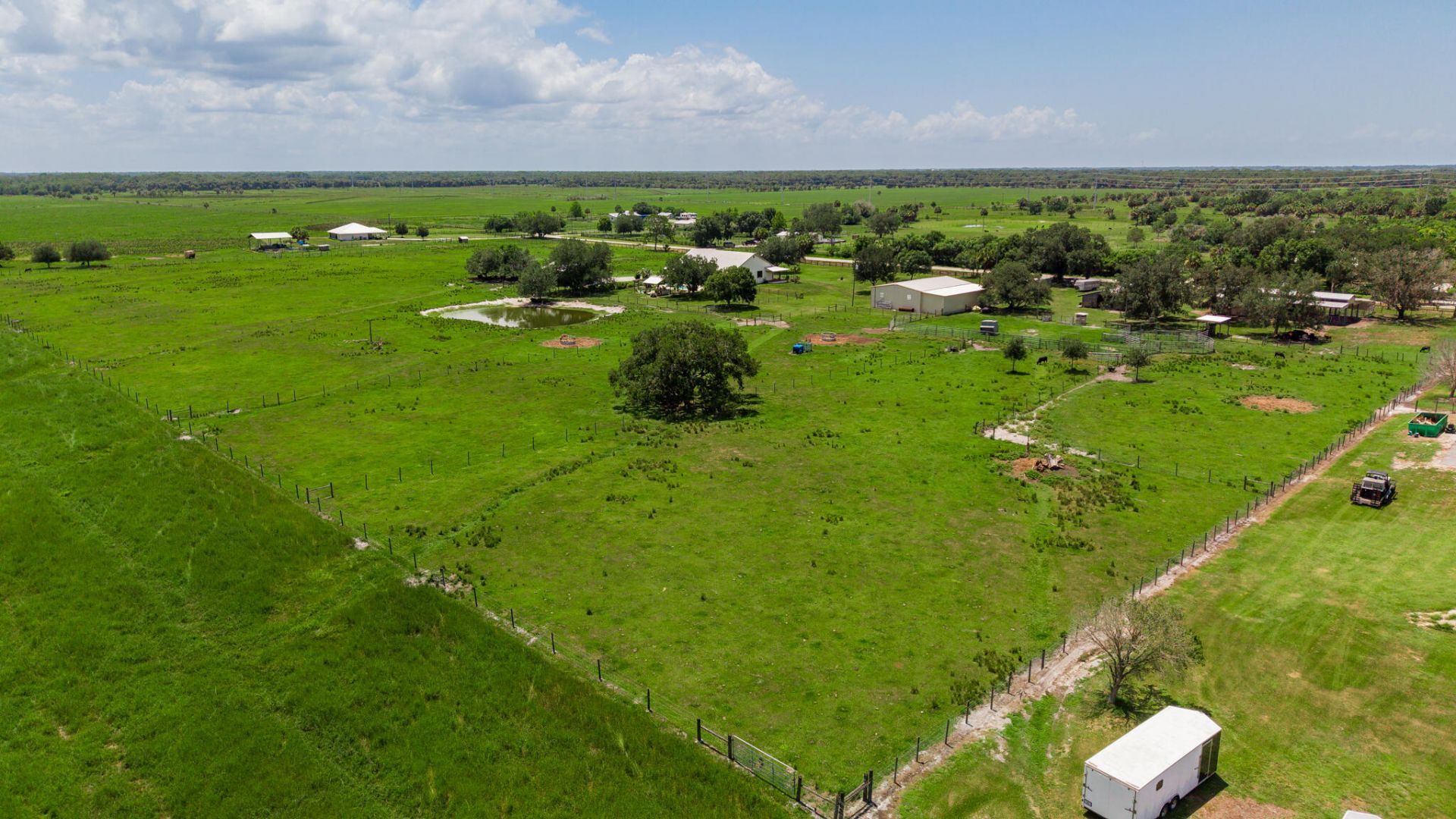 8661 E Center Street, Okeechobee, FL 34974 Photo