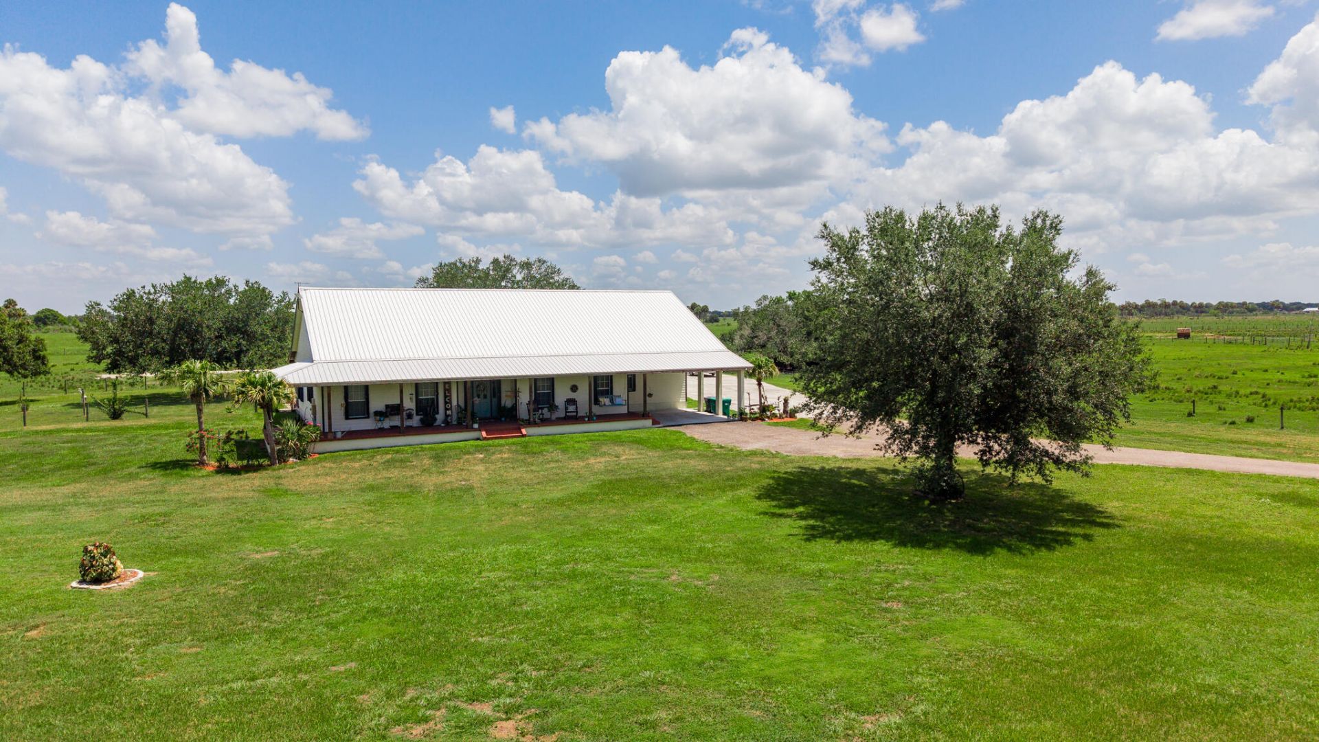 8661 E Center Street, Okeechobee, FL 34974 Photo