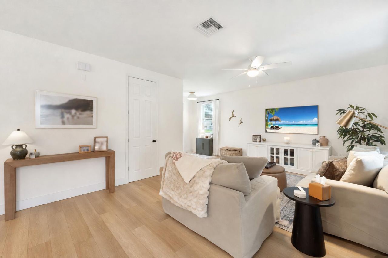 6088 SE Crooked Oak Avenue, Hobe Sound, FL 33455 Photo