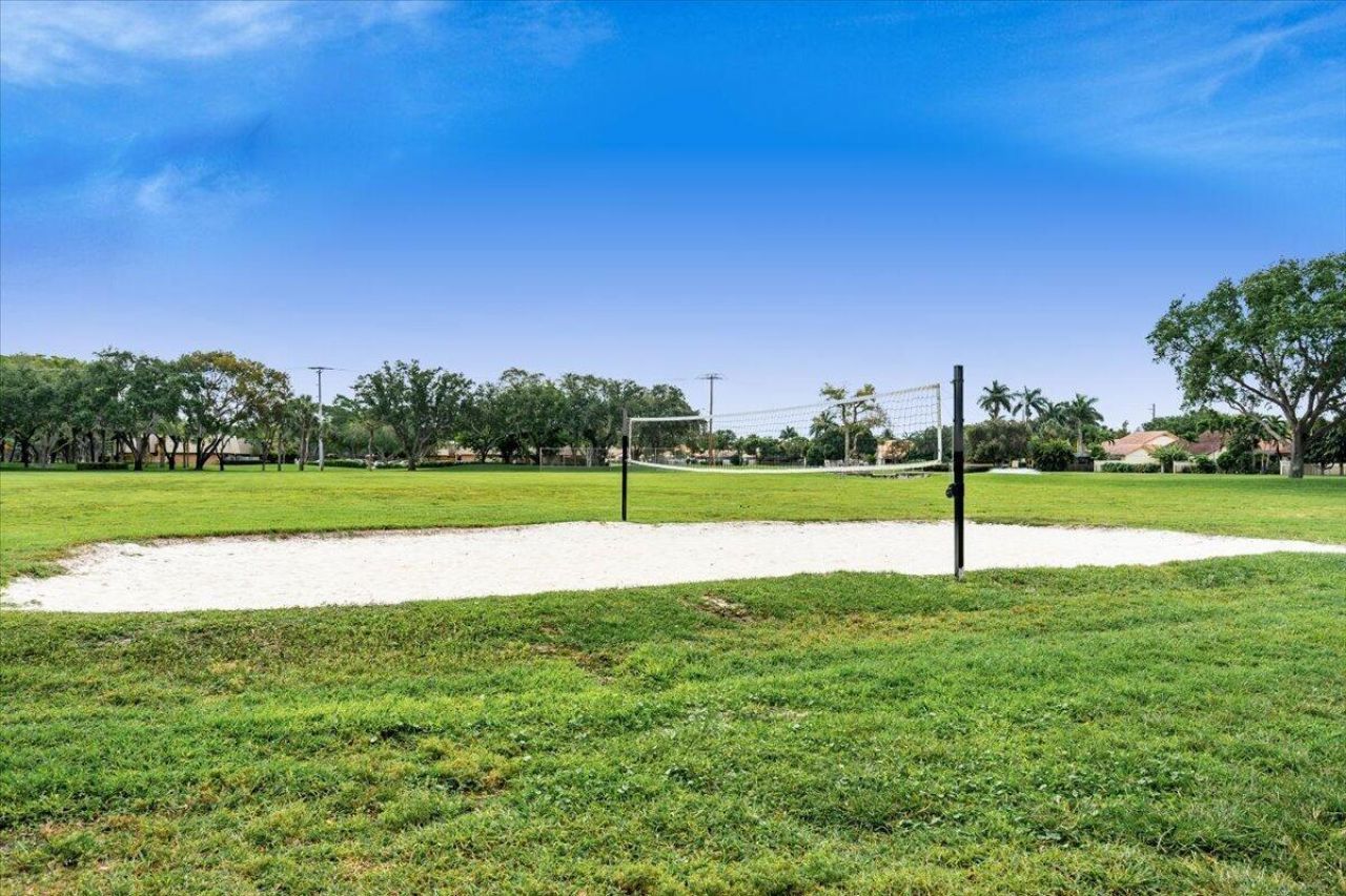 730 7th Way, Unit 730, West Palm Beach, FL 33407 Photo