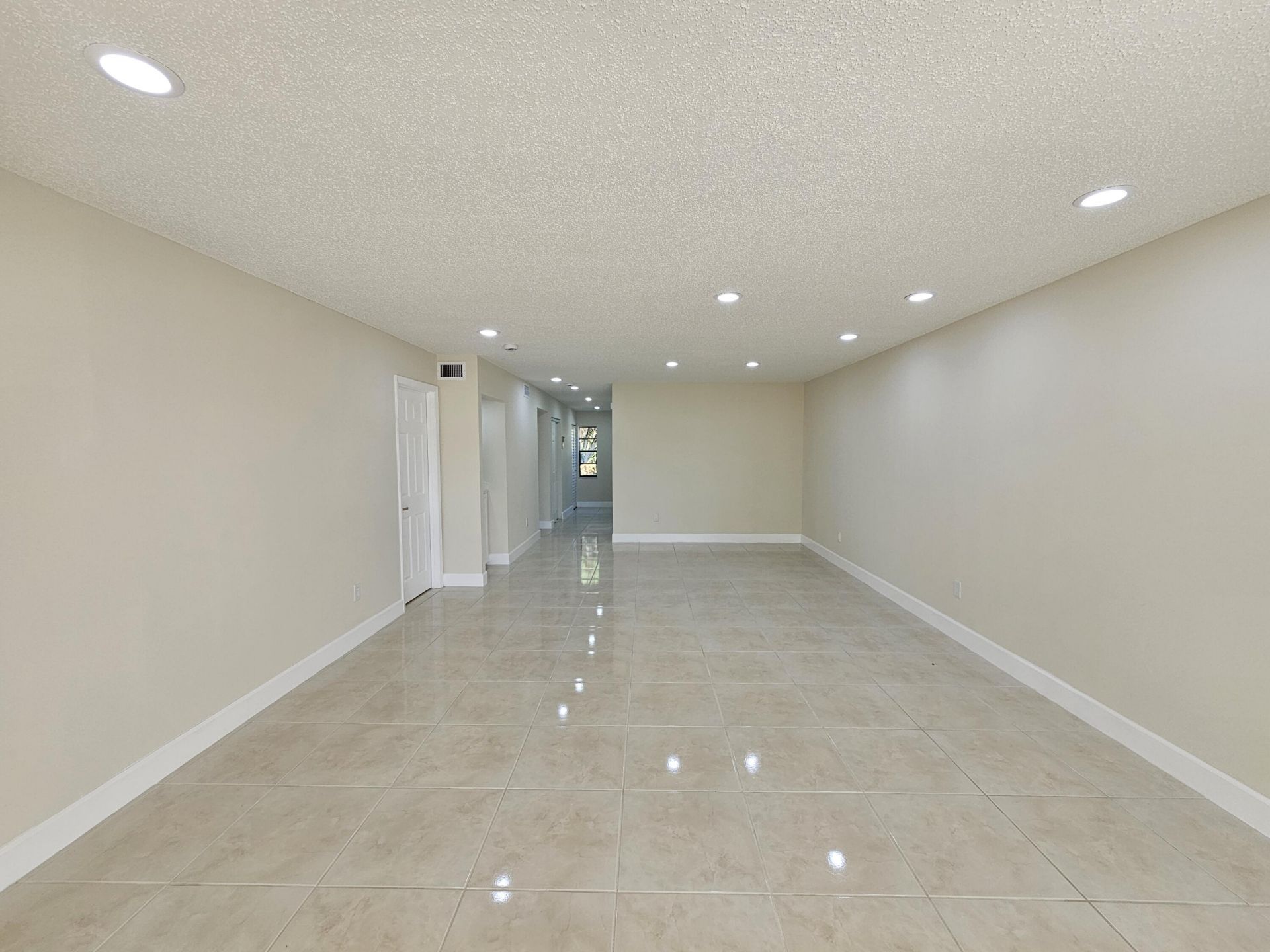 21815 Arriba Real, Unit 12e, Boca Raton, FL 33433 Photo