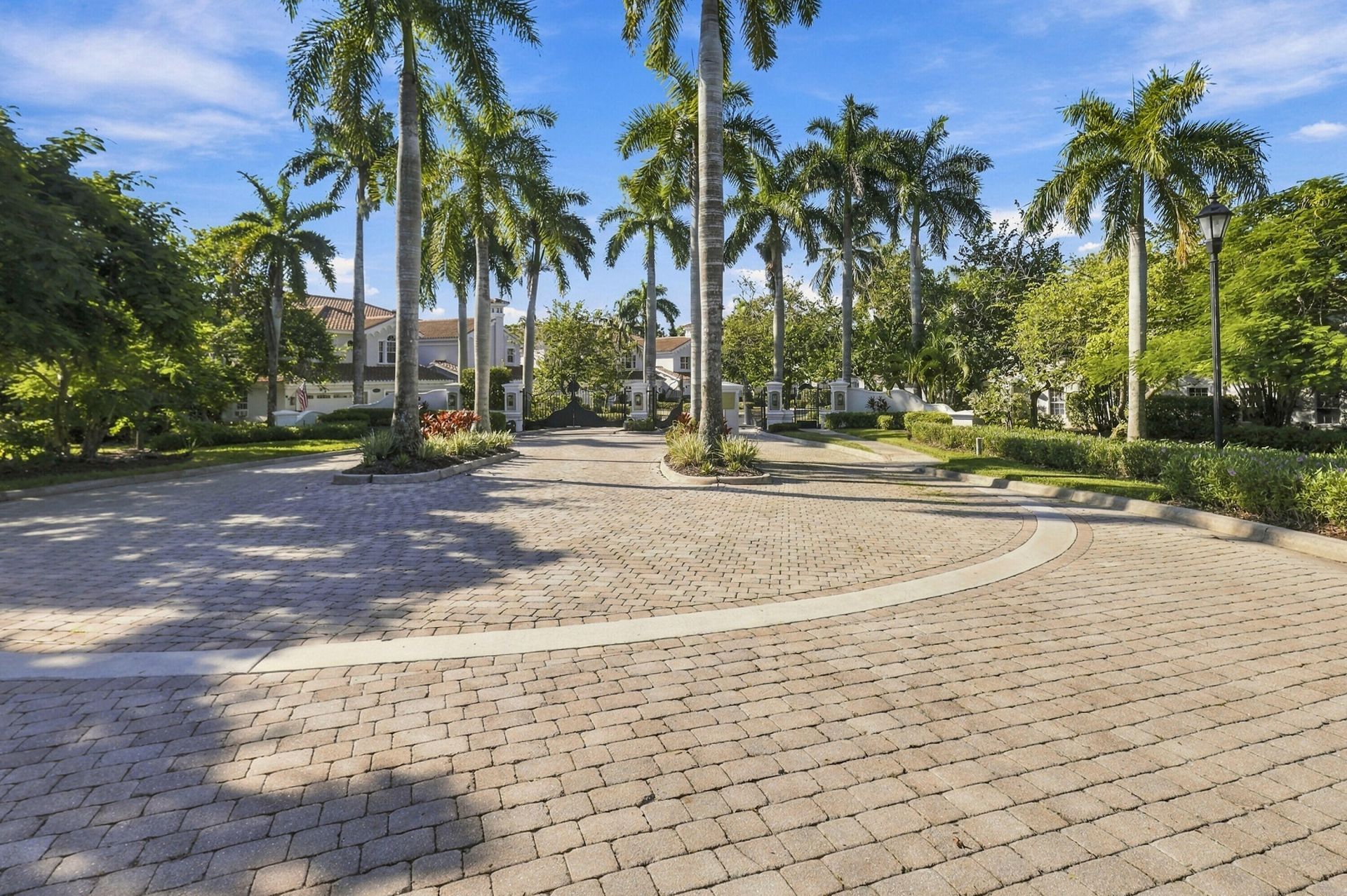 9010 Cascada Way, Naples, FL 34114 Photo