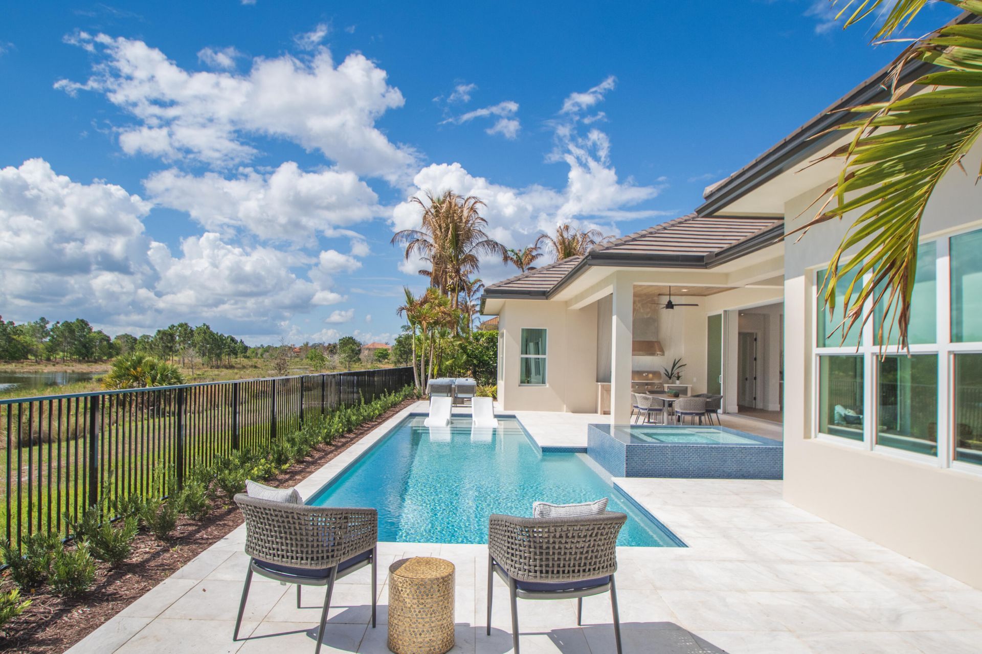 104 SE Rio Casarano, Port Saint Lucie, FL 34984 Photo