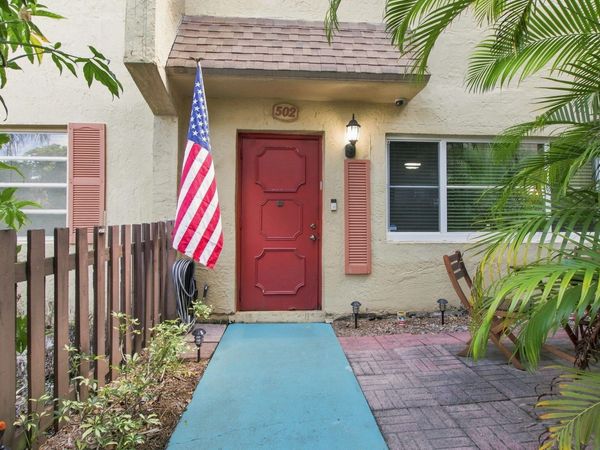 7175 Nova Drive, Davie, FL 33317