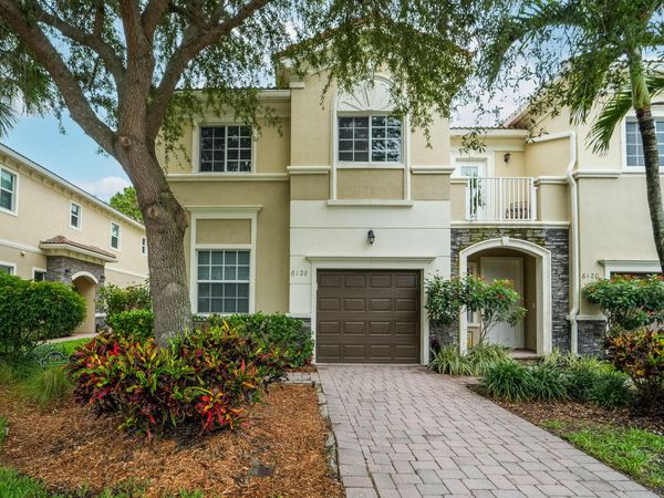 6128 SE PORTOFINO Circle, Unit 104, Hobe Sound, FL 33455