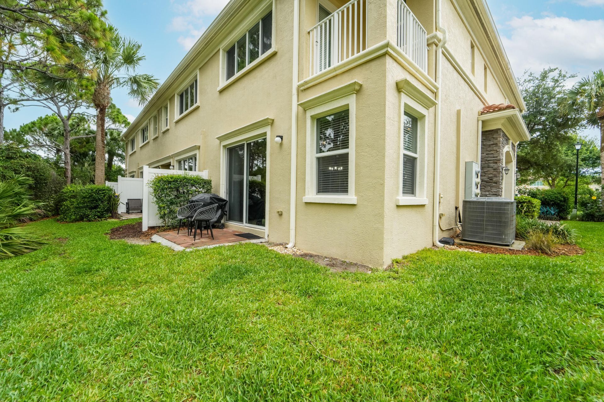 6128 SE Portofino Circle, Unit 104, Hobe Sound, FL 33455 Photo