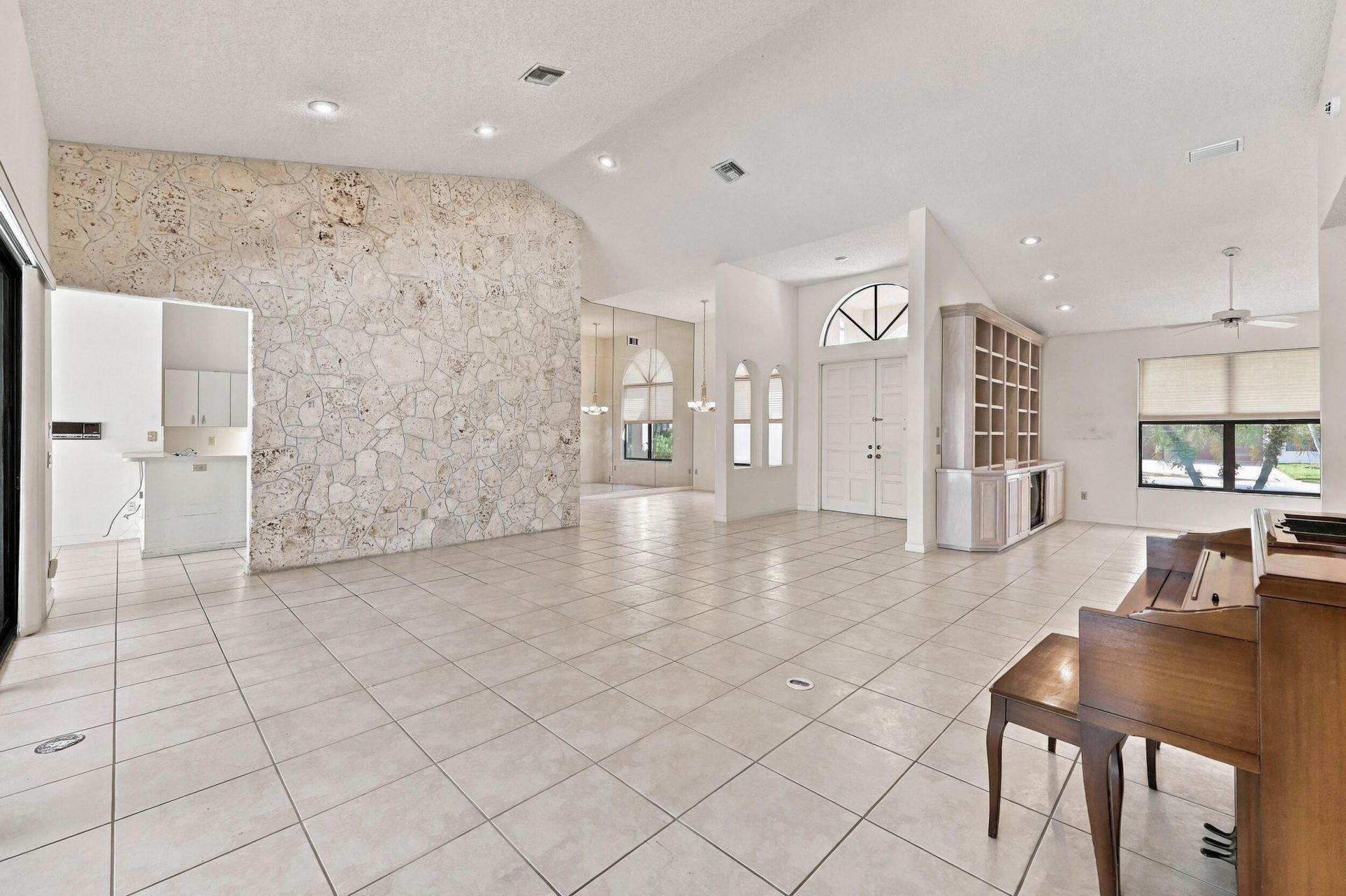 10695 Stonebridge Boulevard, Boca Raton, FL 33498 Photo