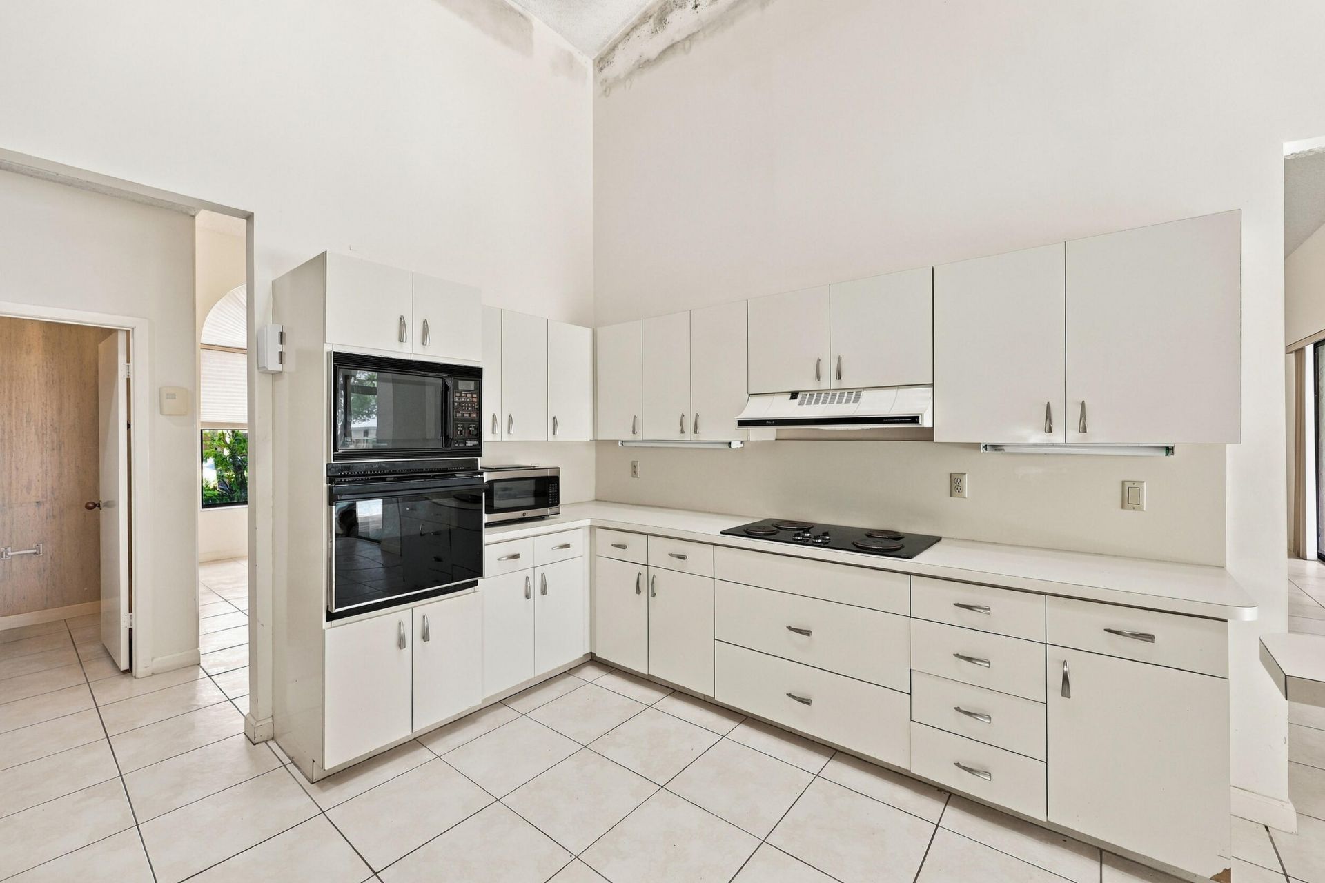 10695 Stonebridge Boulevard, Boca Raton, FL 33498 Photo