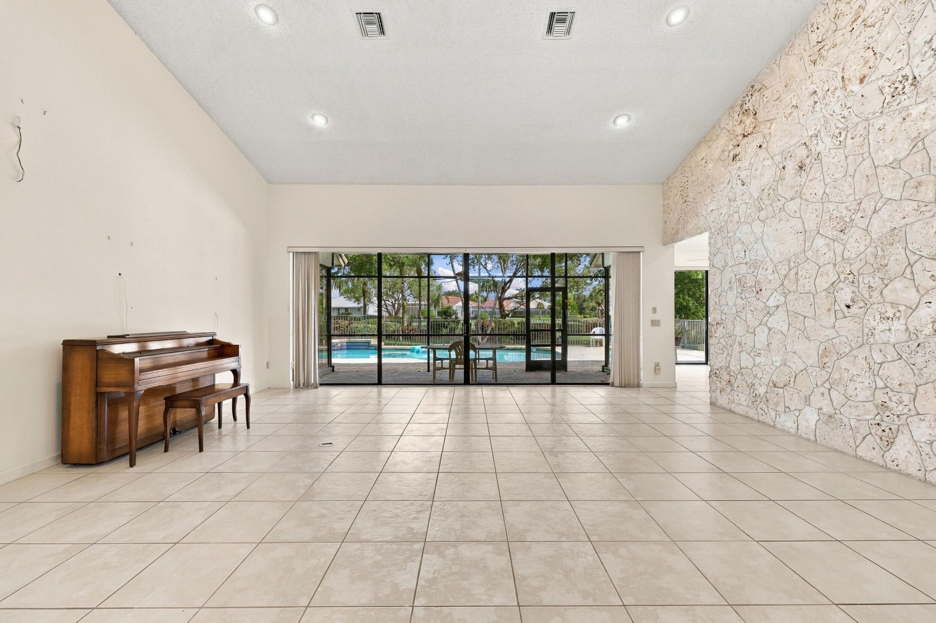 10695 Stonebridge Boulevard, Boca Raton, FL 33498 Photo