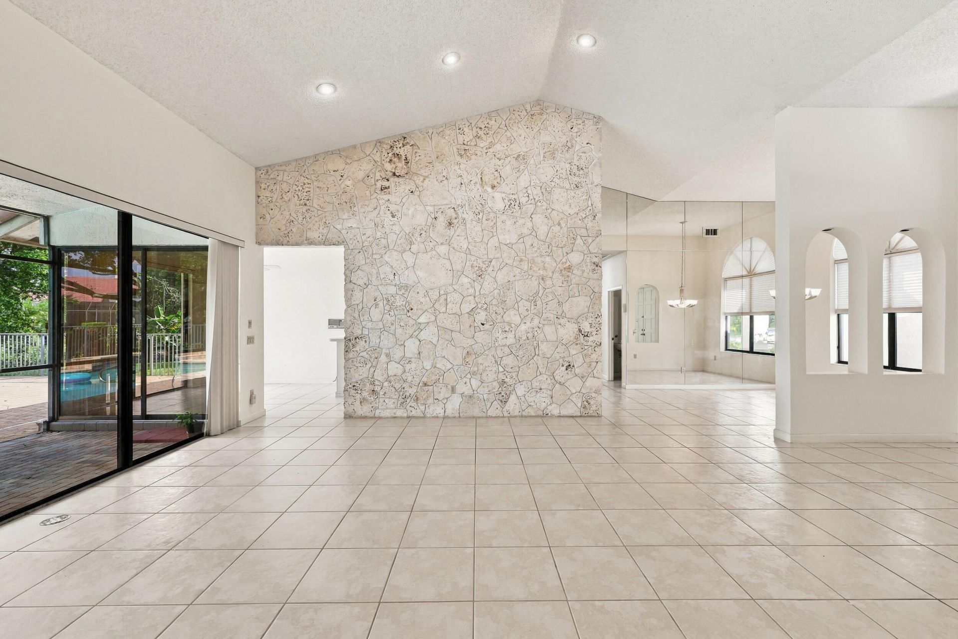 10695 Stonebridge Boulevard, Boca Raton, FL 33498 Photo