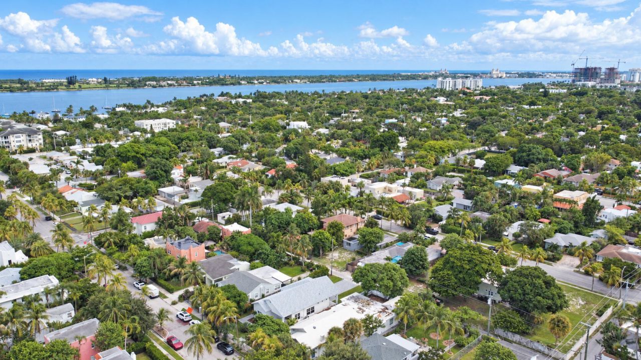 520 38th Street, West Palm Beach, FL 33407 Photo