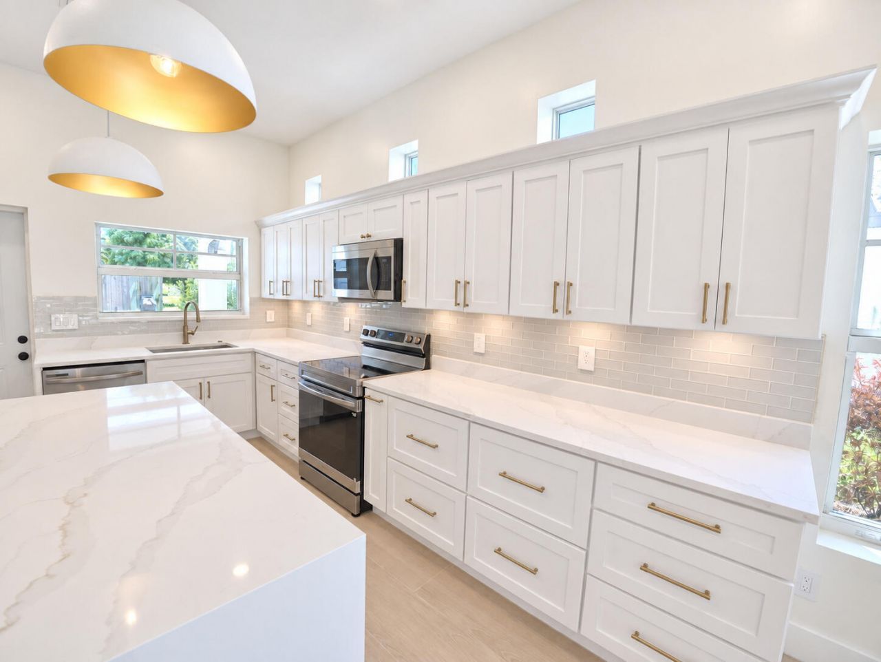 520 38th Street, West Palm Beach, FL 33407 Photo