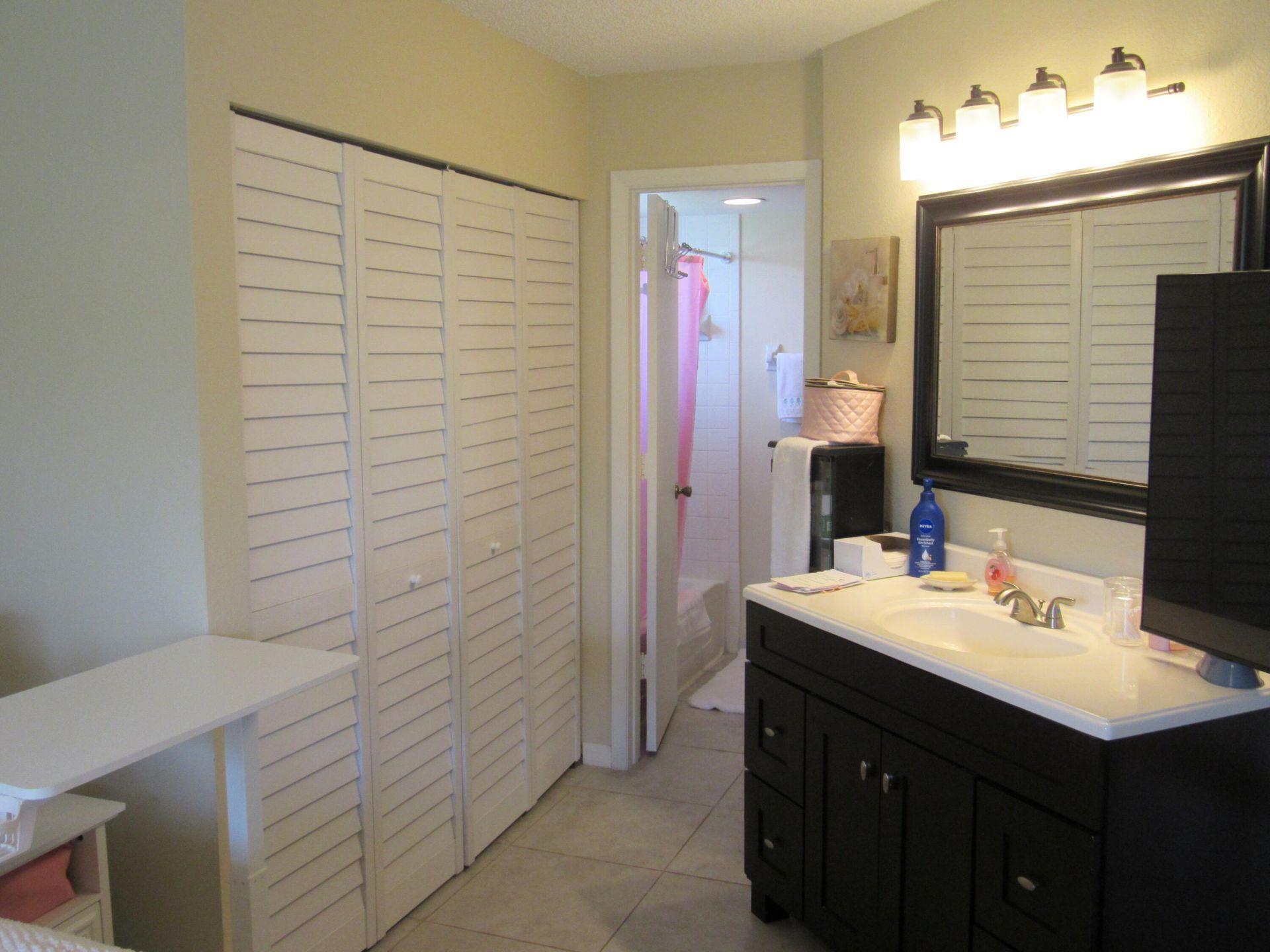 1537 SE Royal Green Circle, Unit 202, Port Saint Lucie, FL 34952 Photo