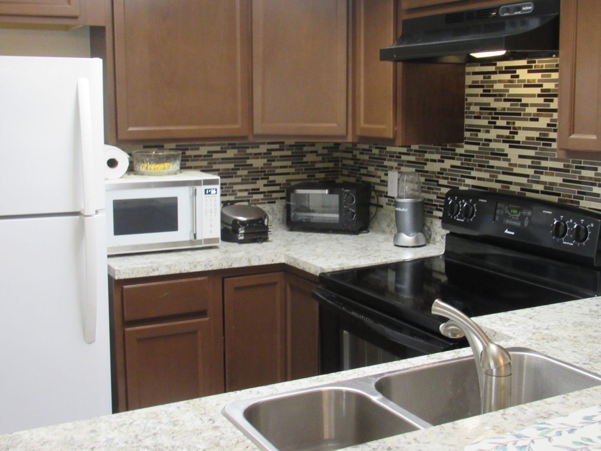 1537 SE Royal Green Circle, Unit 202, Port Saint Lucie, FL 34952 Photo