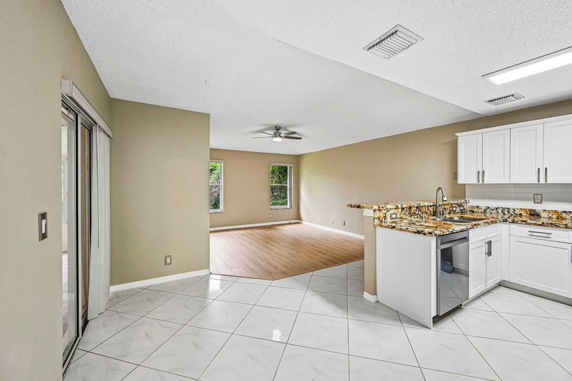 6520 NW 41st Terrace, Coconut Creek, FL 33073 Photo