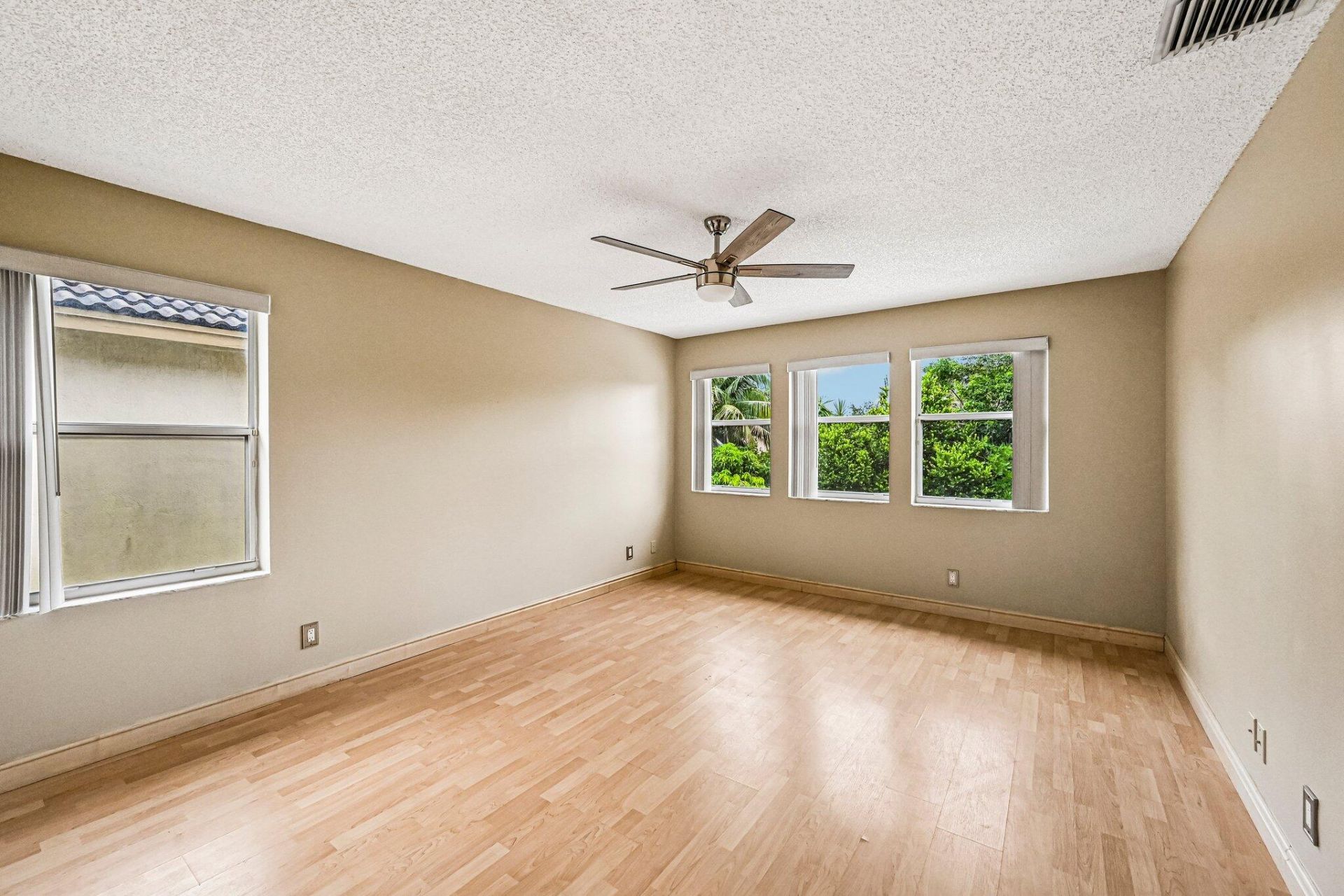 6520 NW 41st Terrace, Coconut Creek, FL 33073 Photo