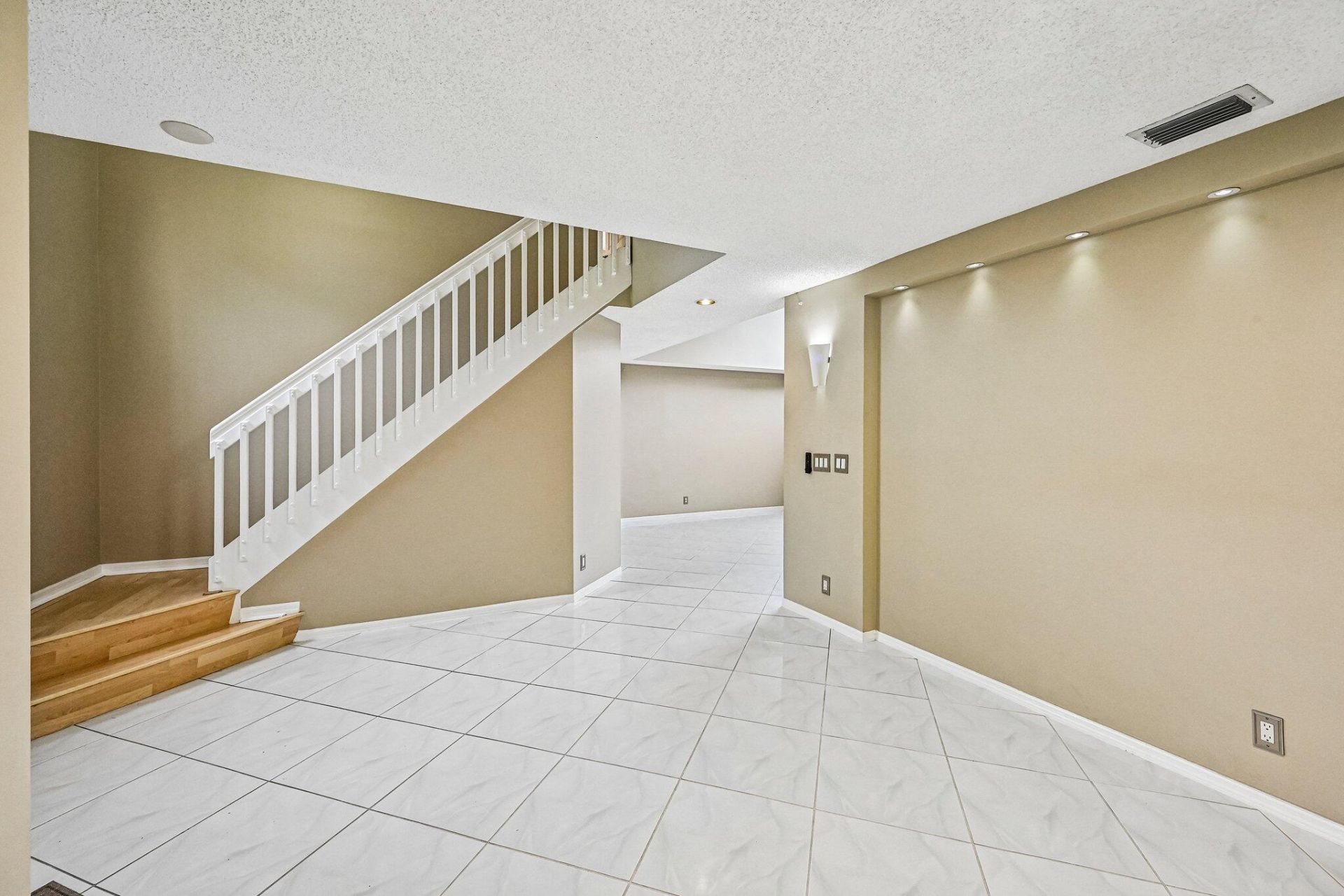 6520 NW 41st Terrace, Coconut Creek, FL 33073 Photo