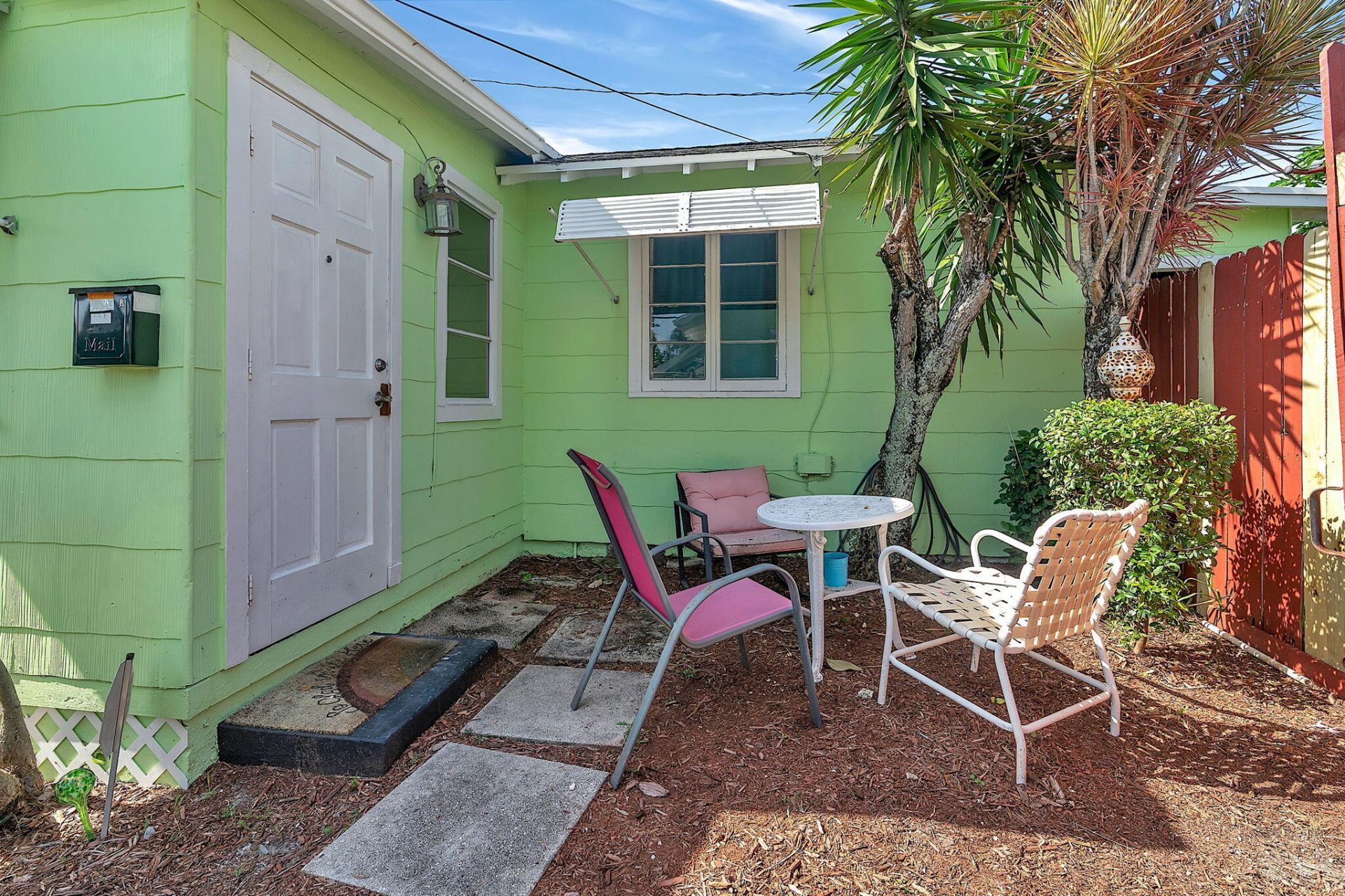 713 10th Avenue N, Lake Worth Beach, FL 33460 Photo